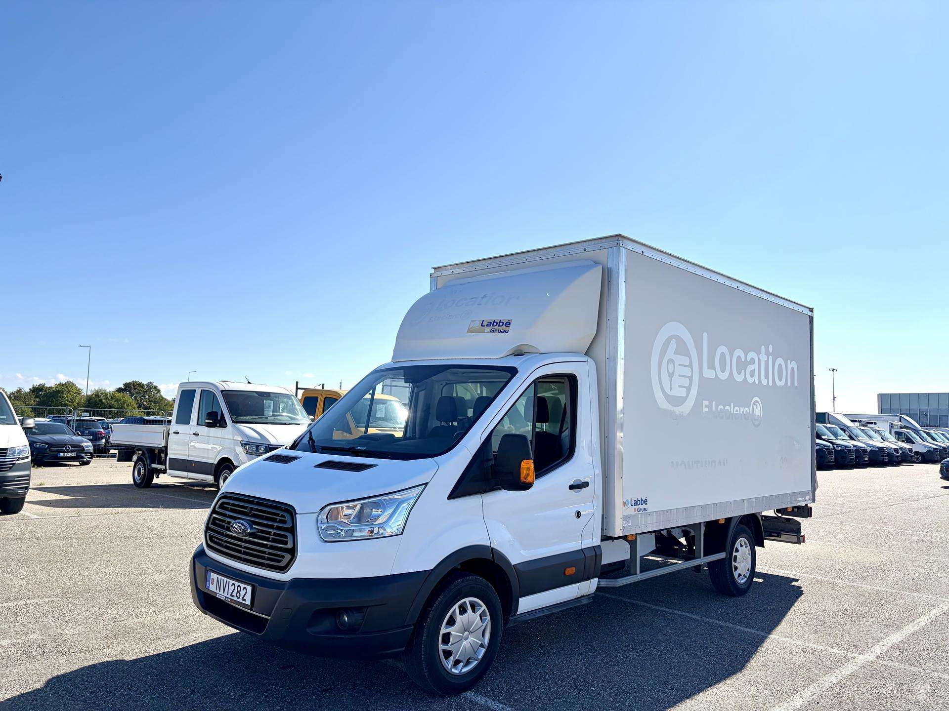 Ford Transit.