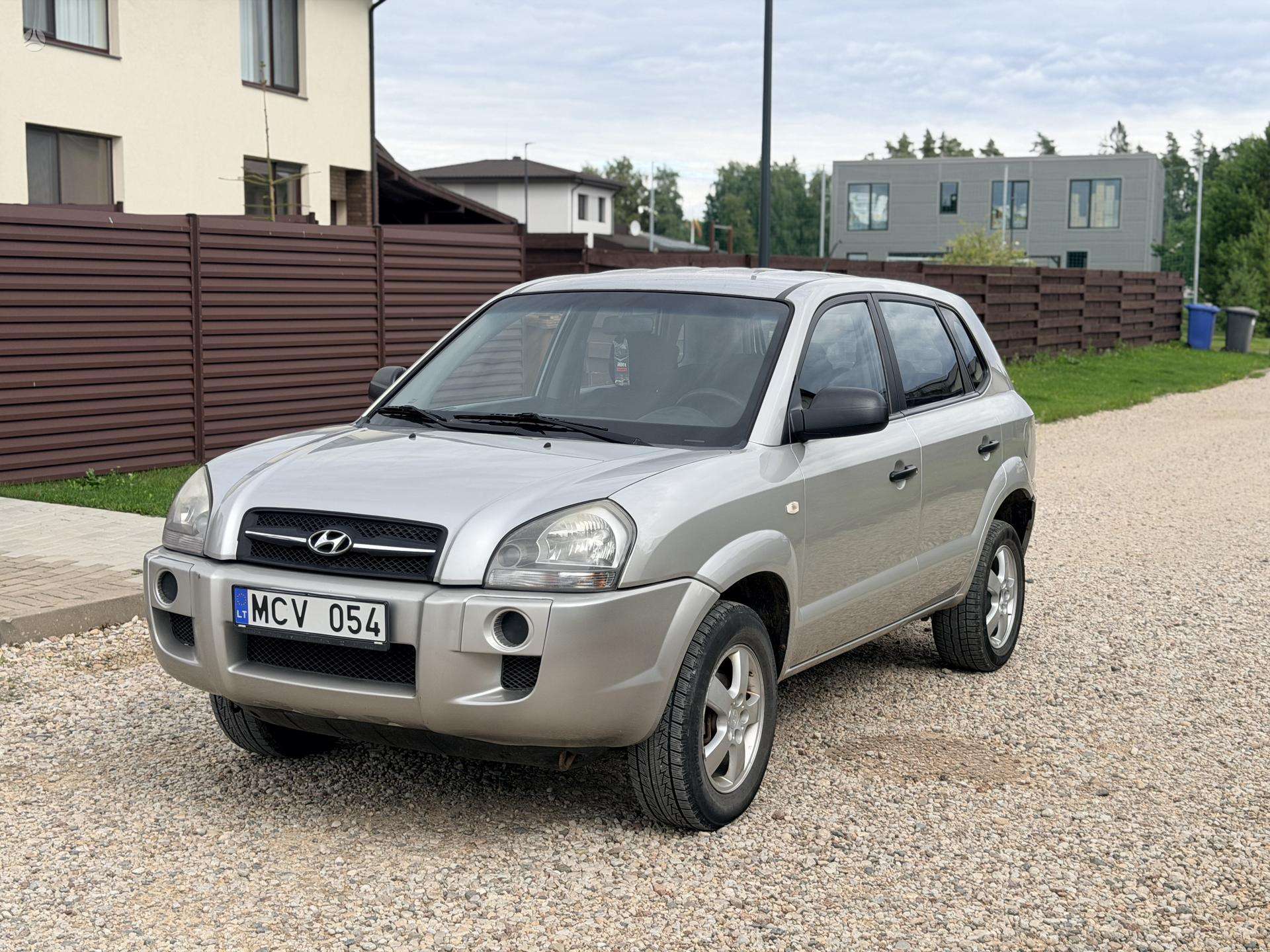 Hyundai Tucson.