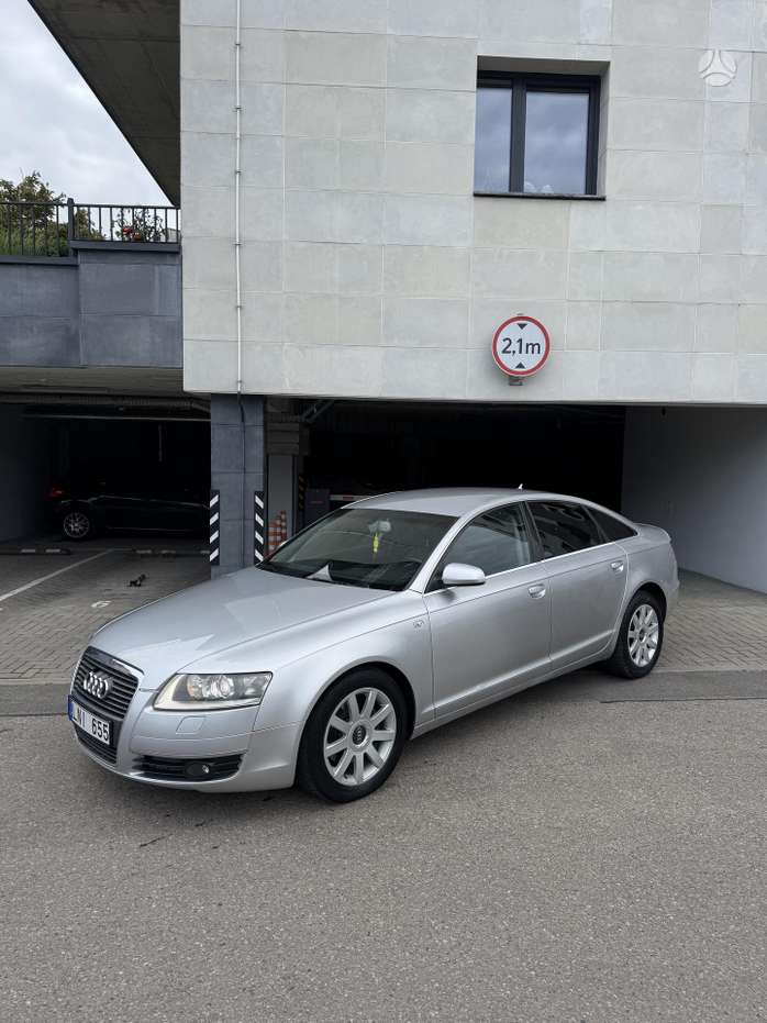 Audi A6.