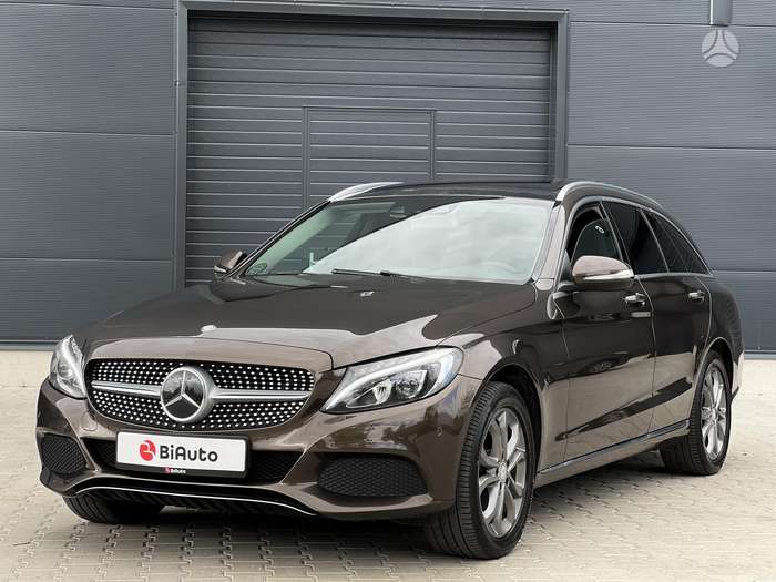 Mercedes-Benz C220