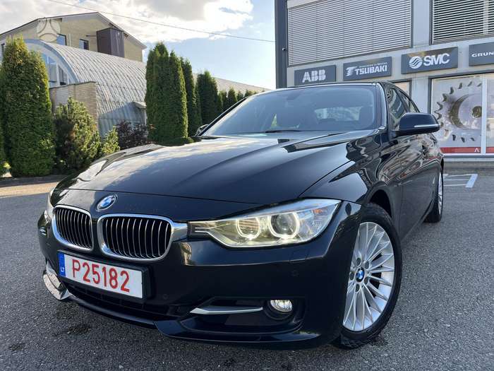 BMW 320