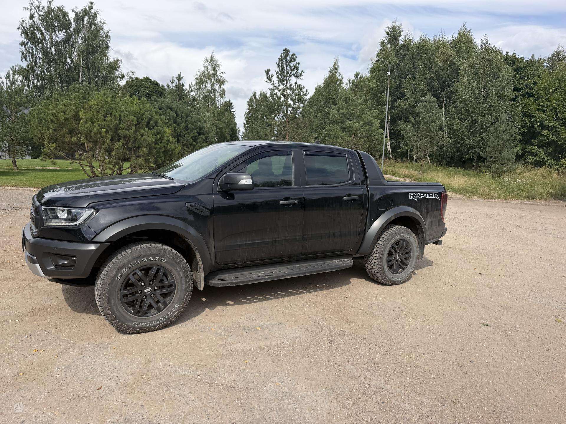 Ford Raptor.