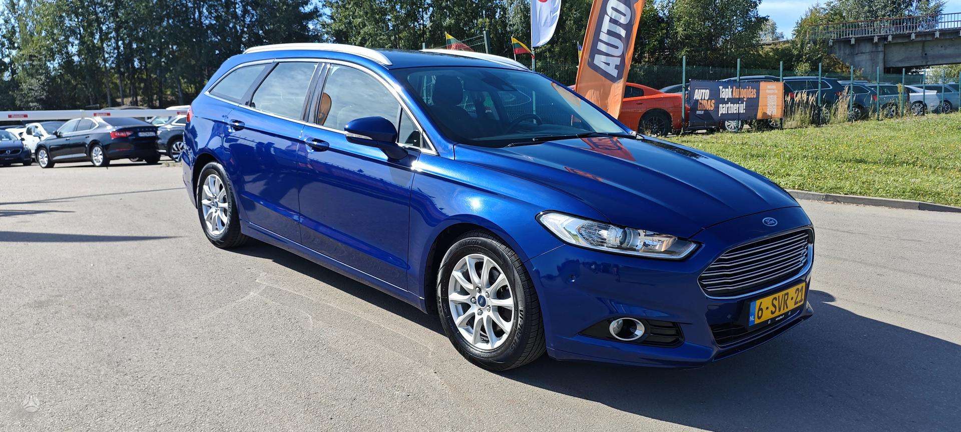 Ford Mondeo.