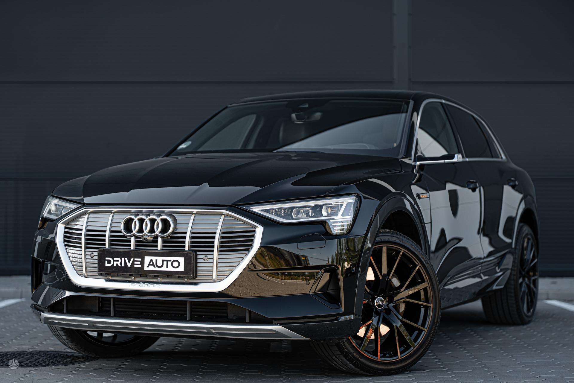 Audi e-tron