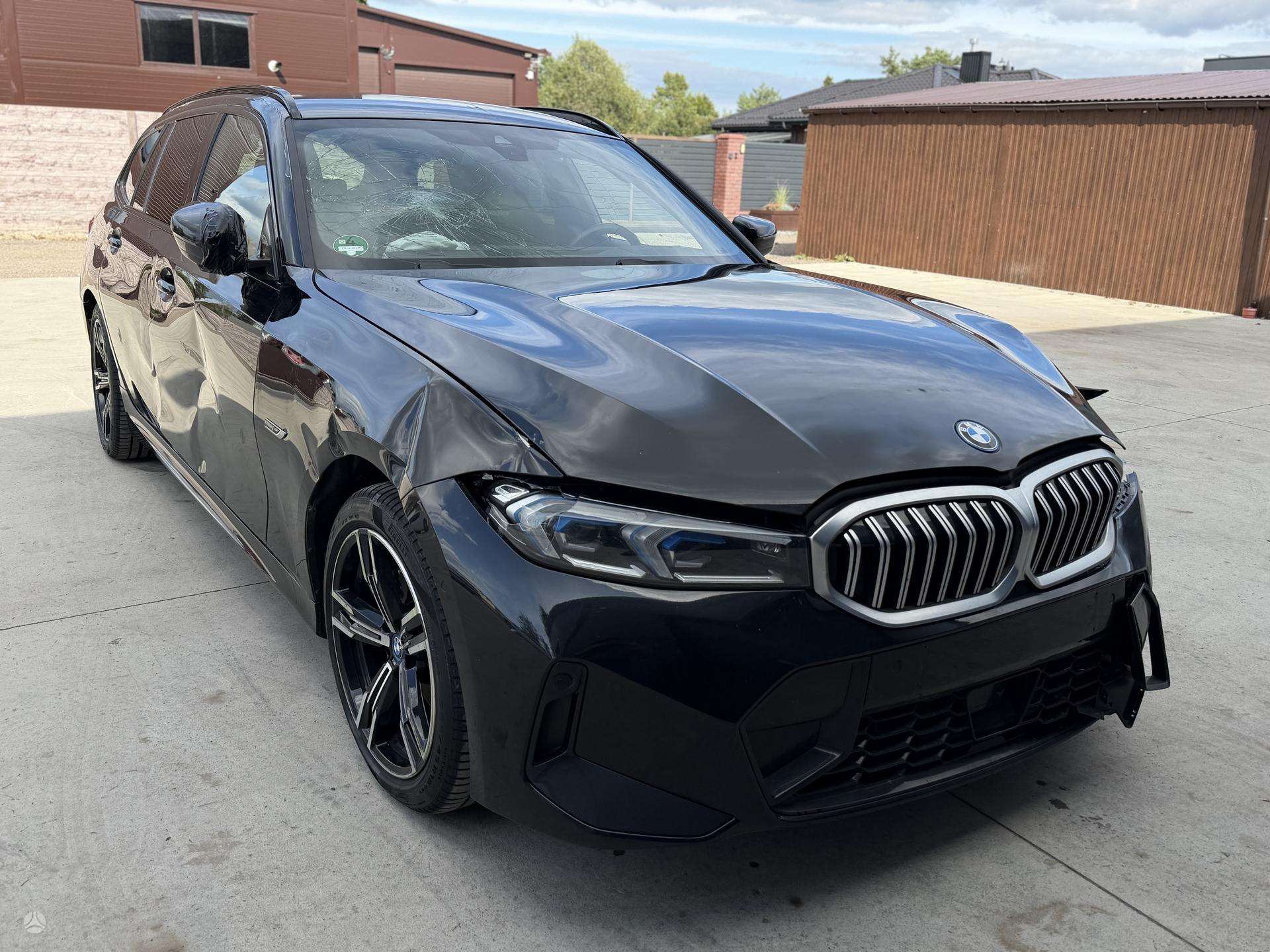 BMW 320.