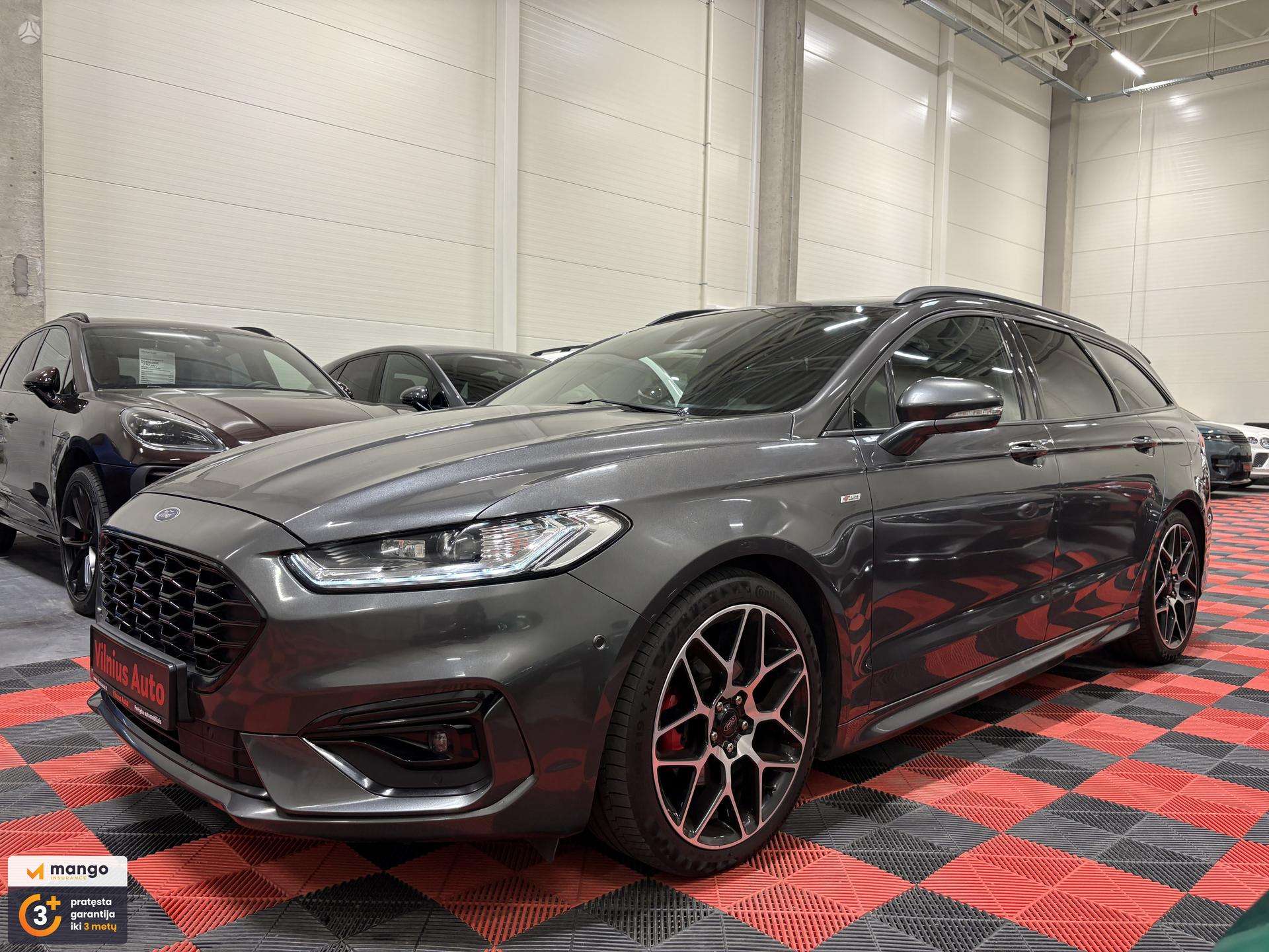 Ford Mondeo.