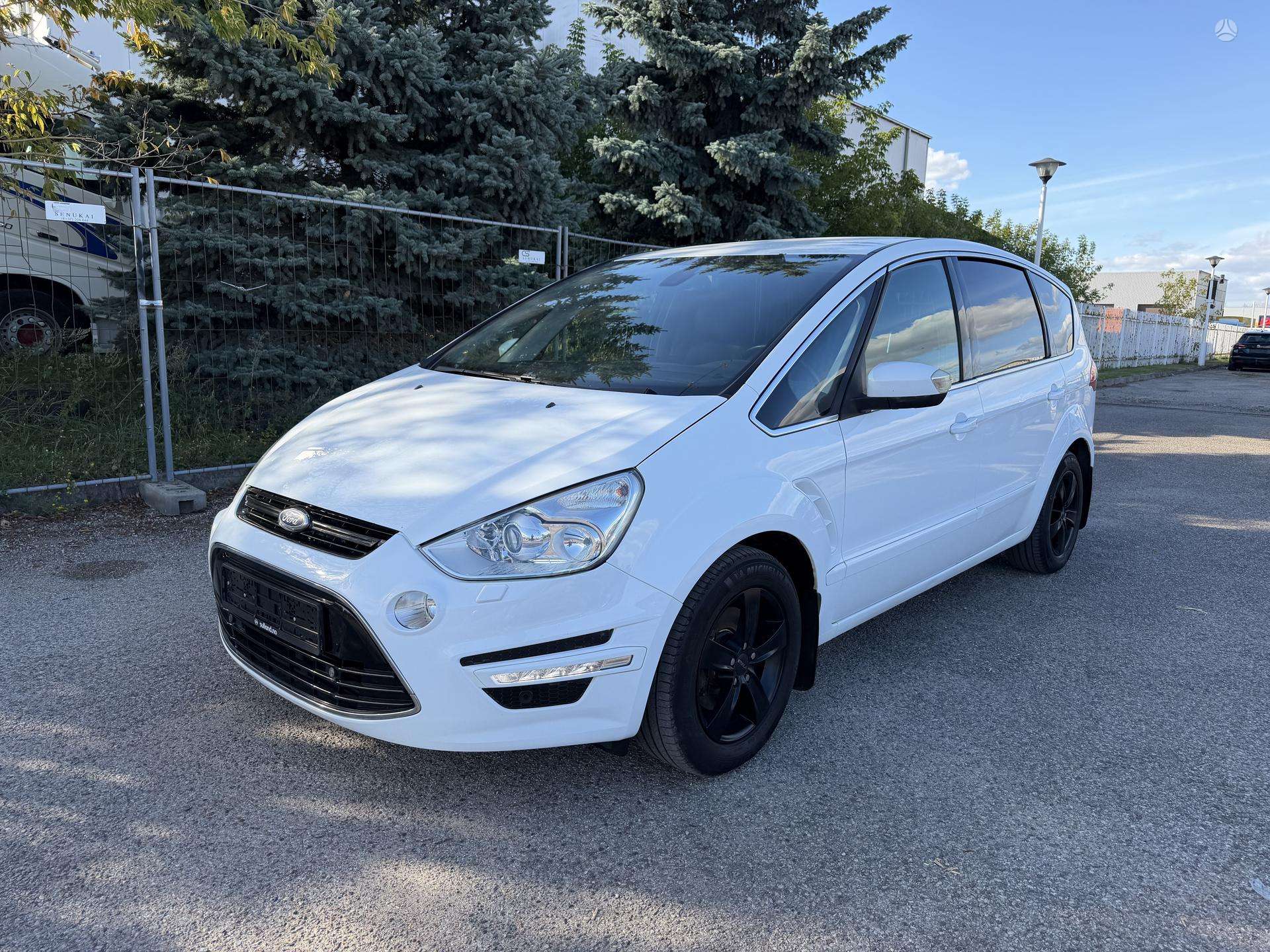 Ford S-MAX.