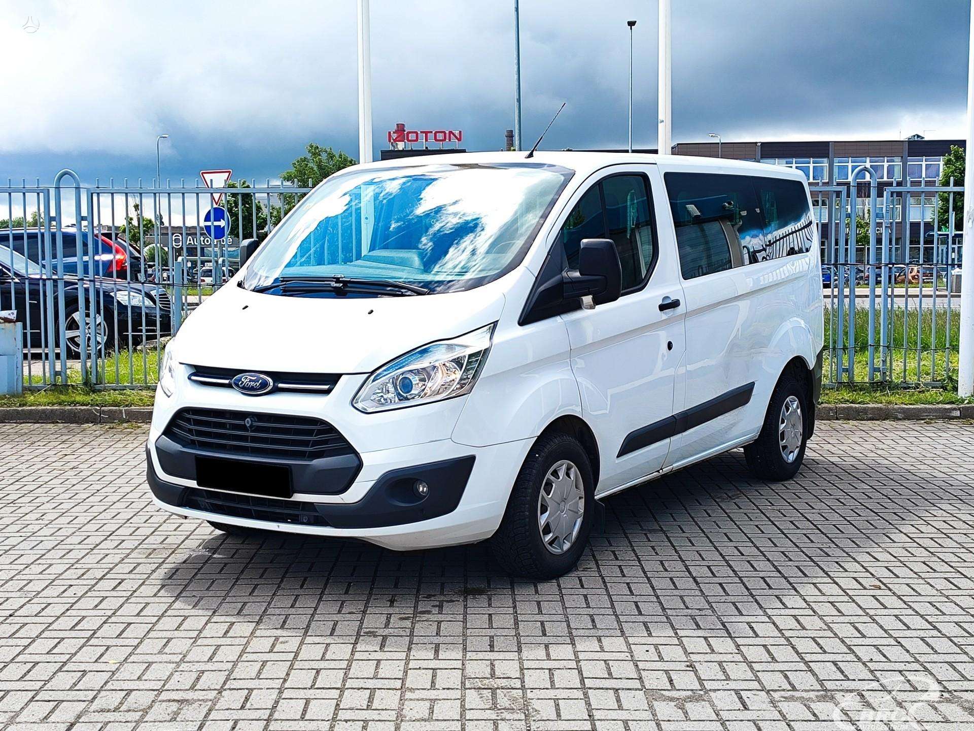Ford Transit Custom.