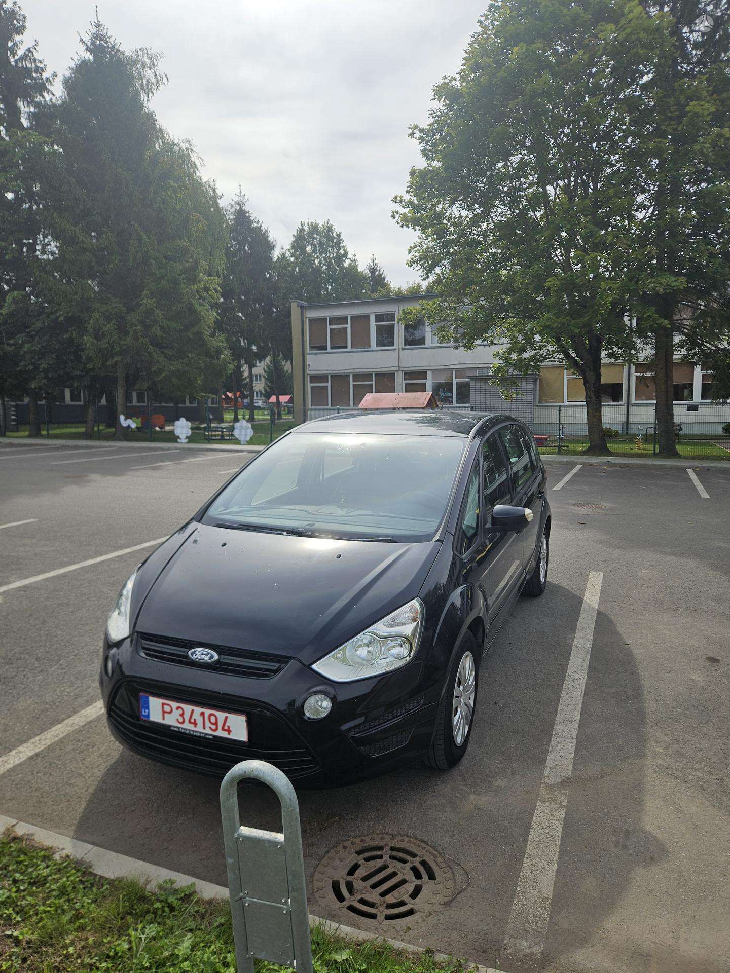 Ford S-MAX.