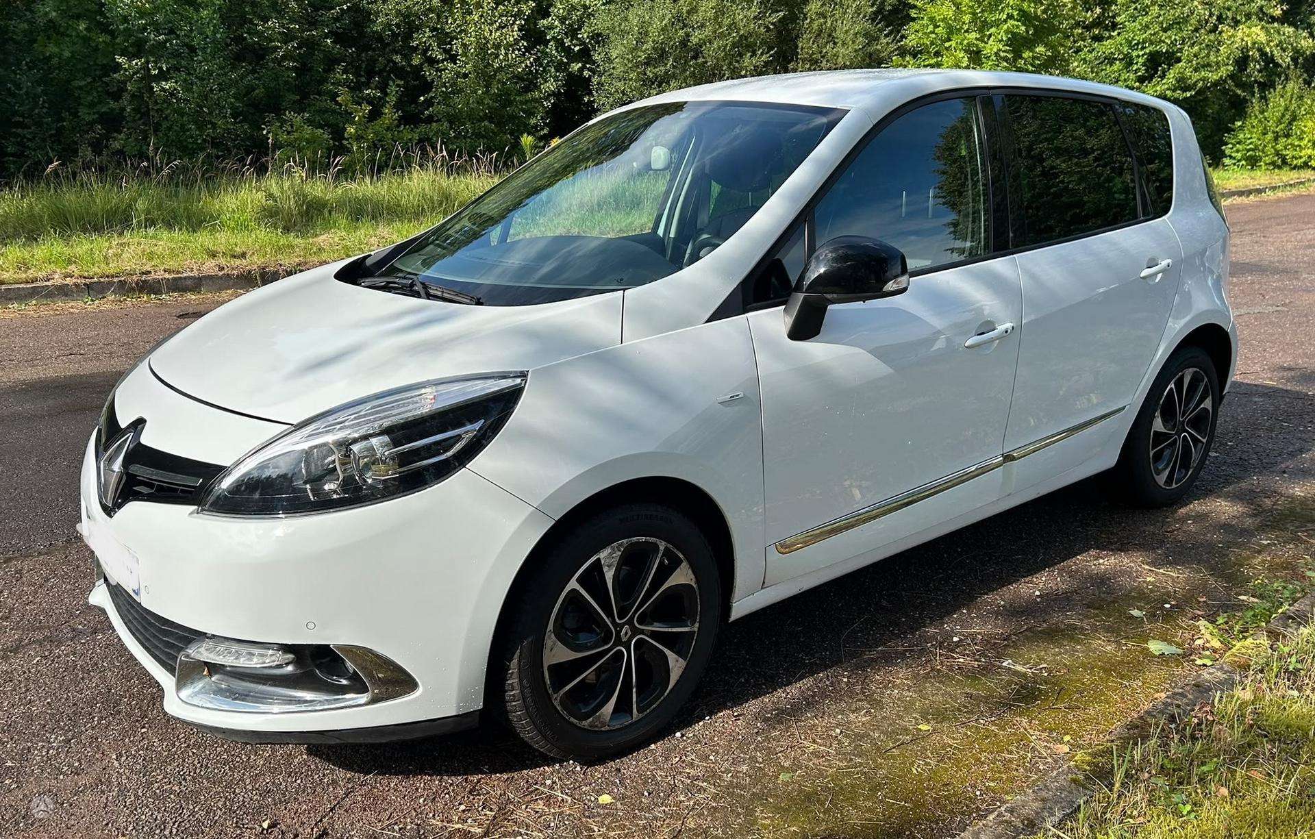 Renault Scenic.