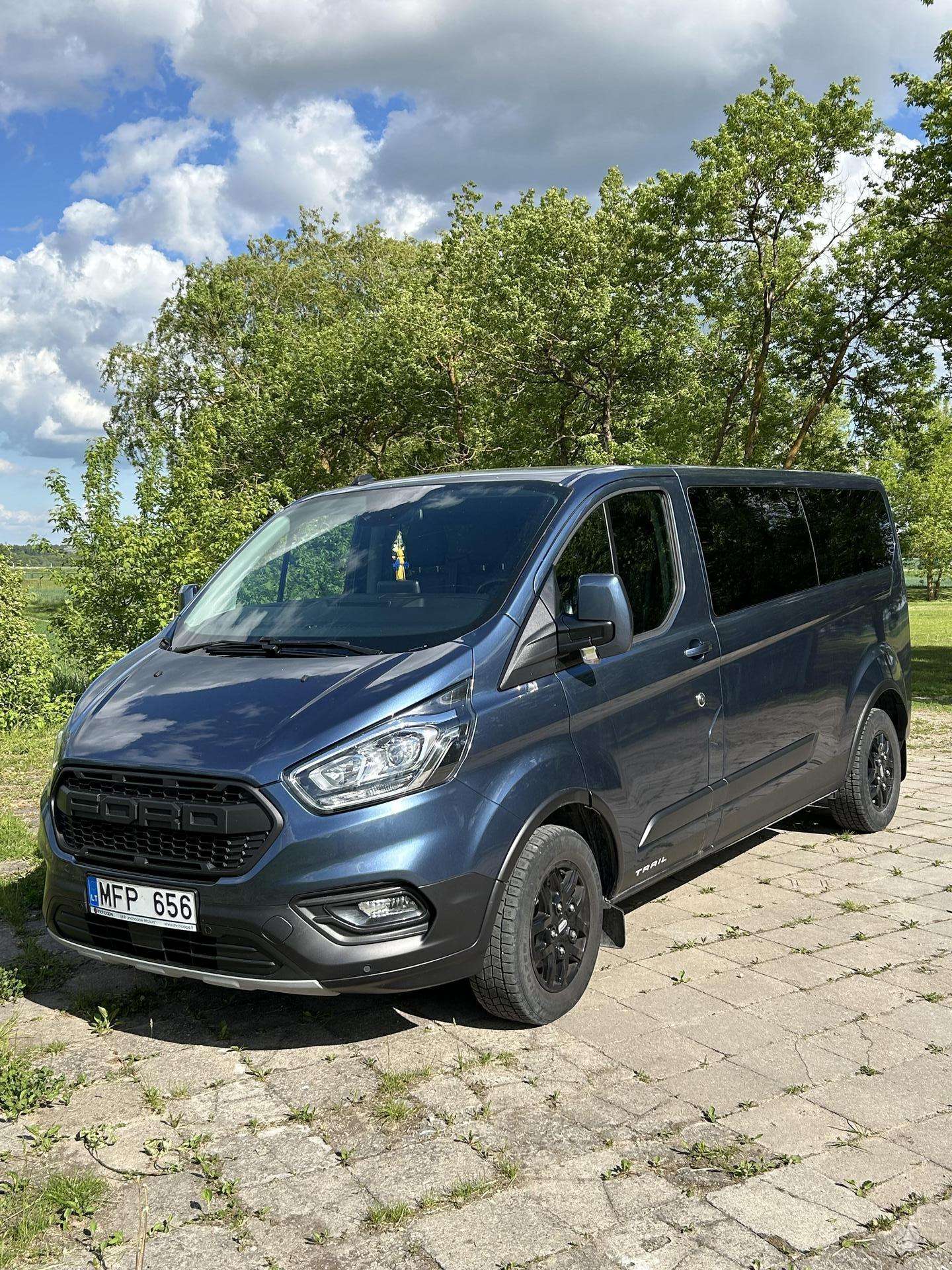 Ford Transit Custom.