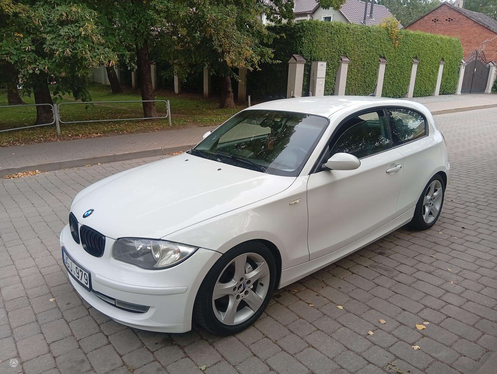 BMW 118.