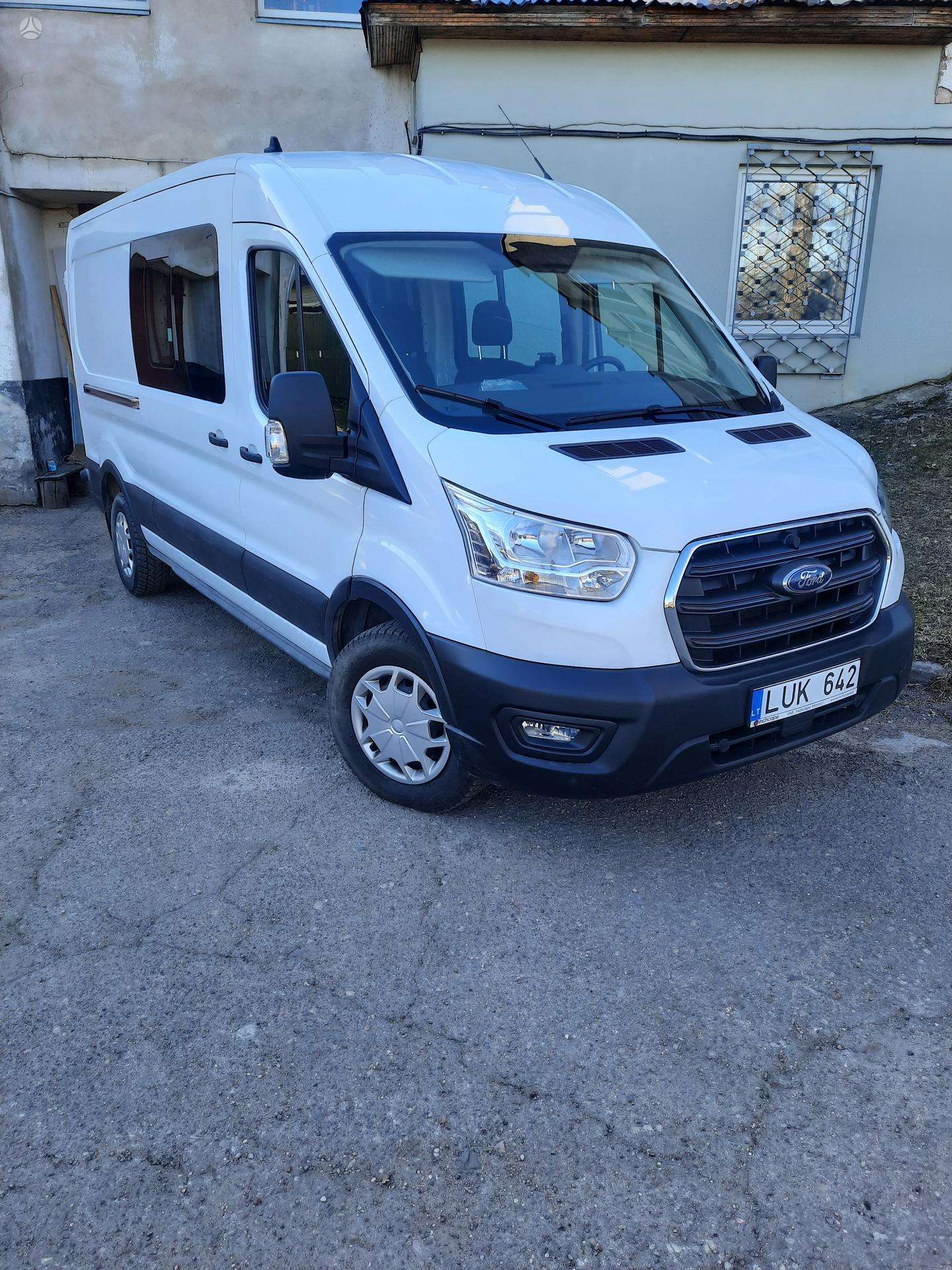 Ford Transit.