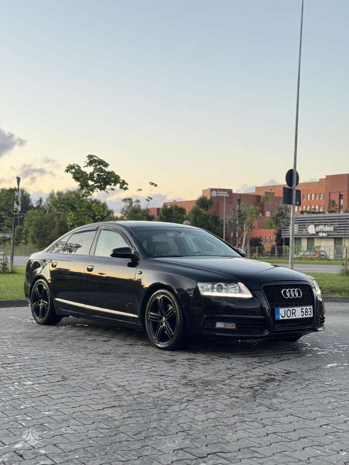 Audi A6.