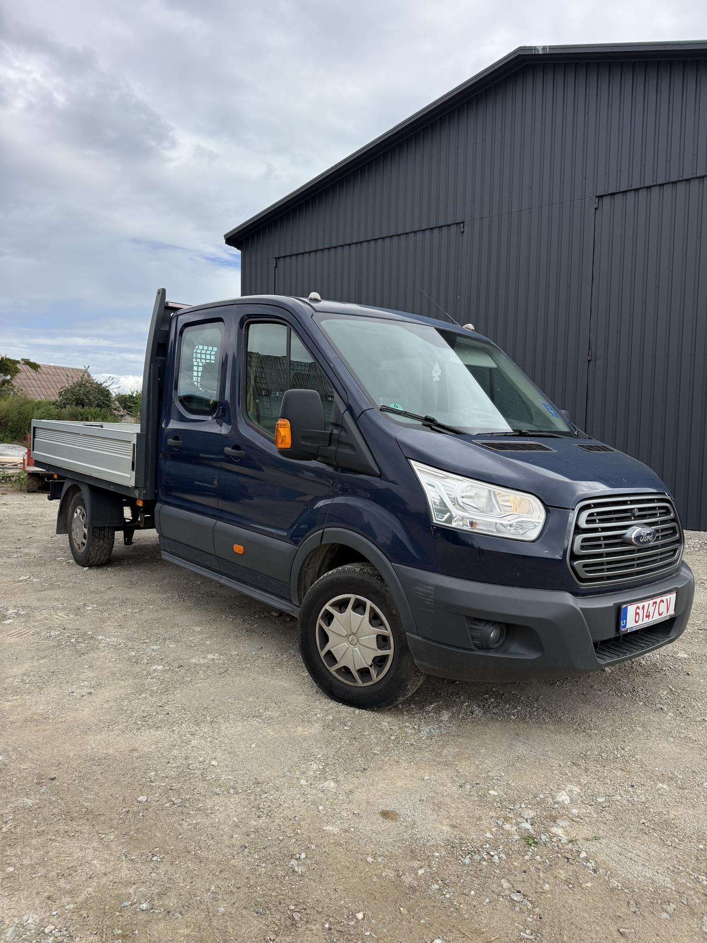 Ford Transit.