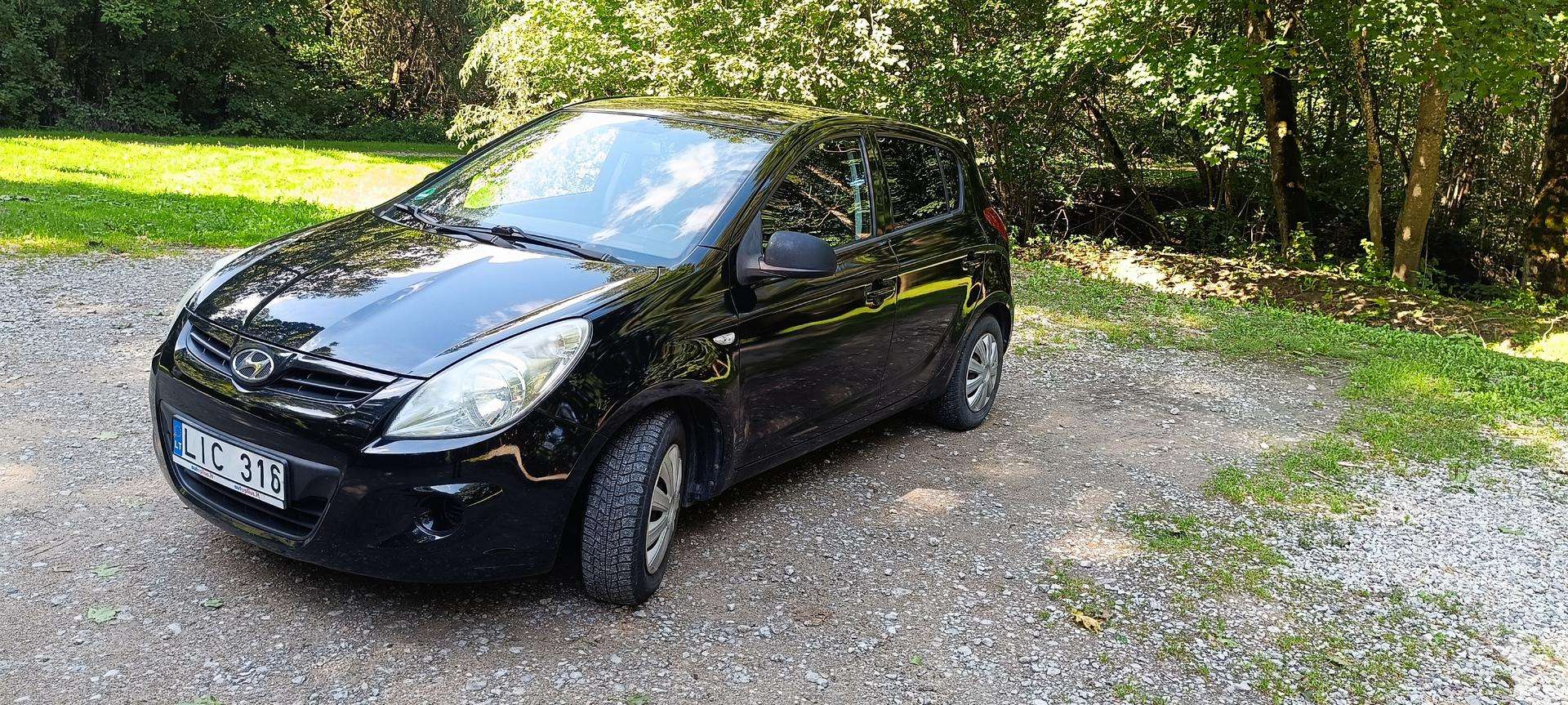 Hyundai i20.