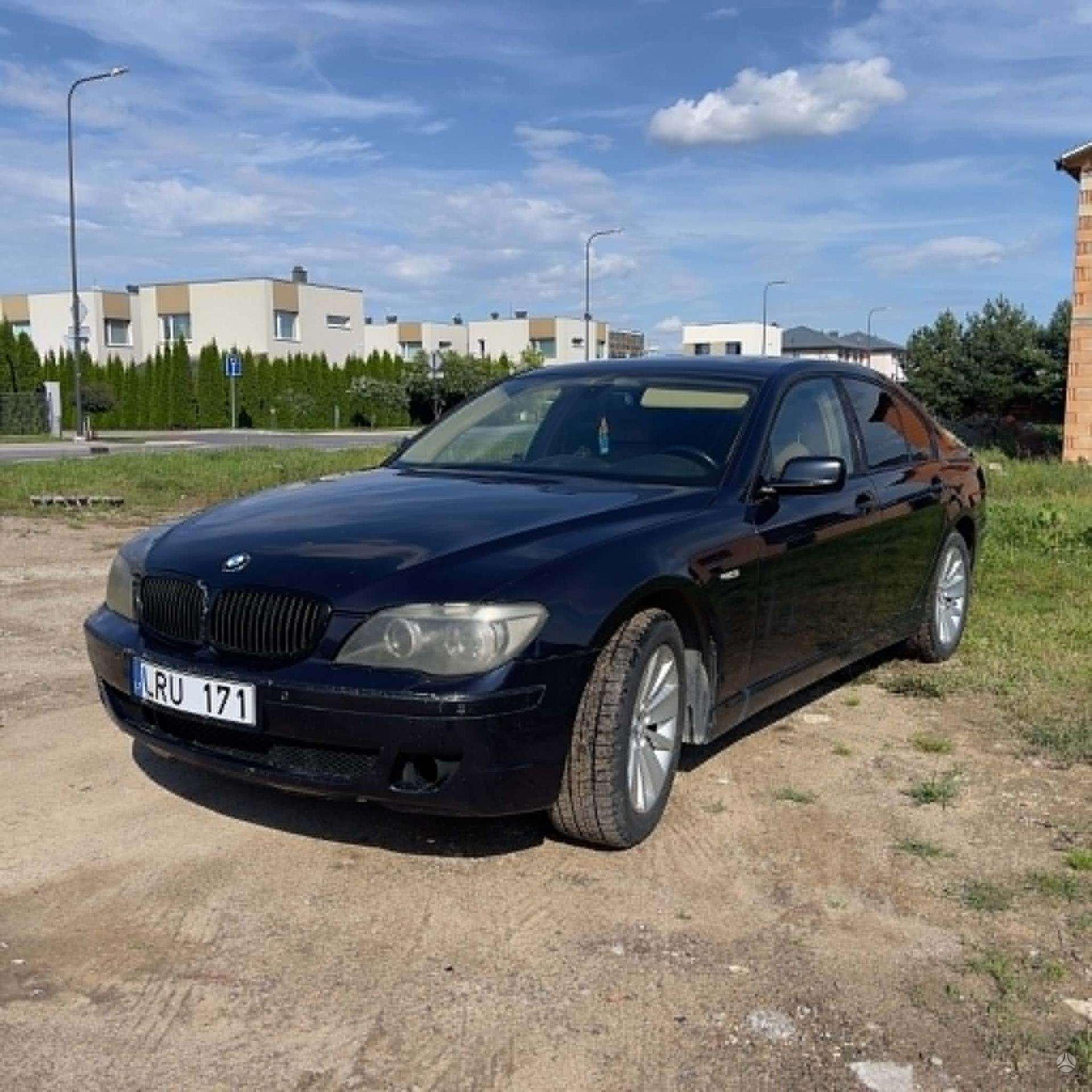 BMW 730