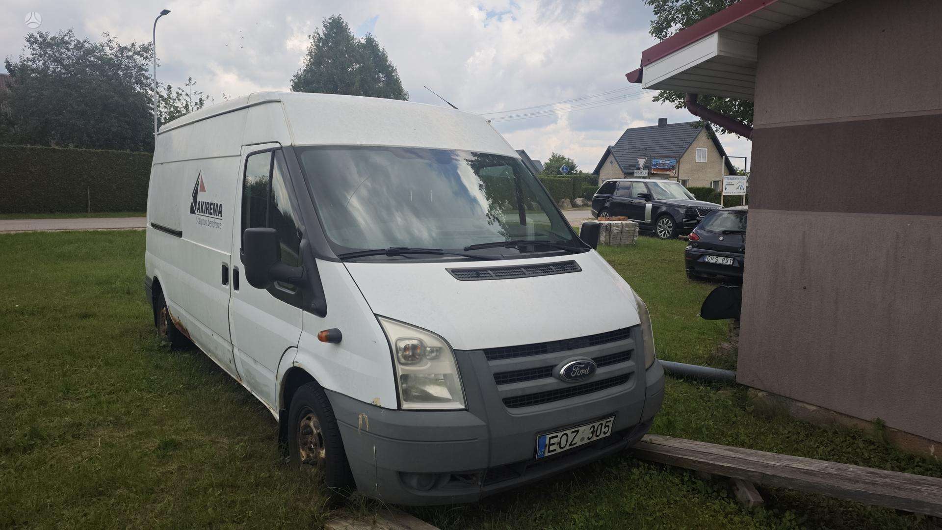 Ford Transit.