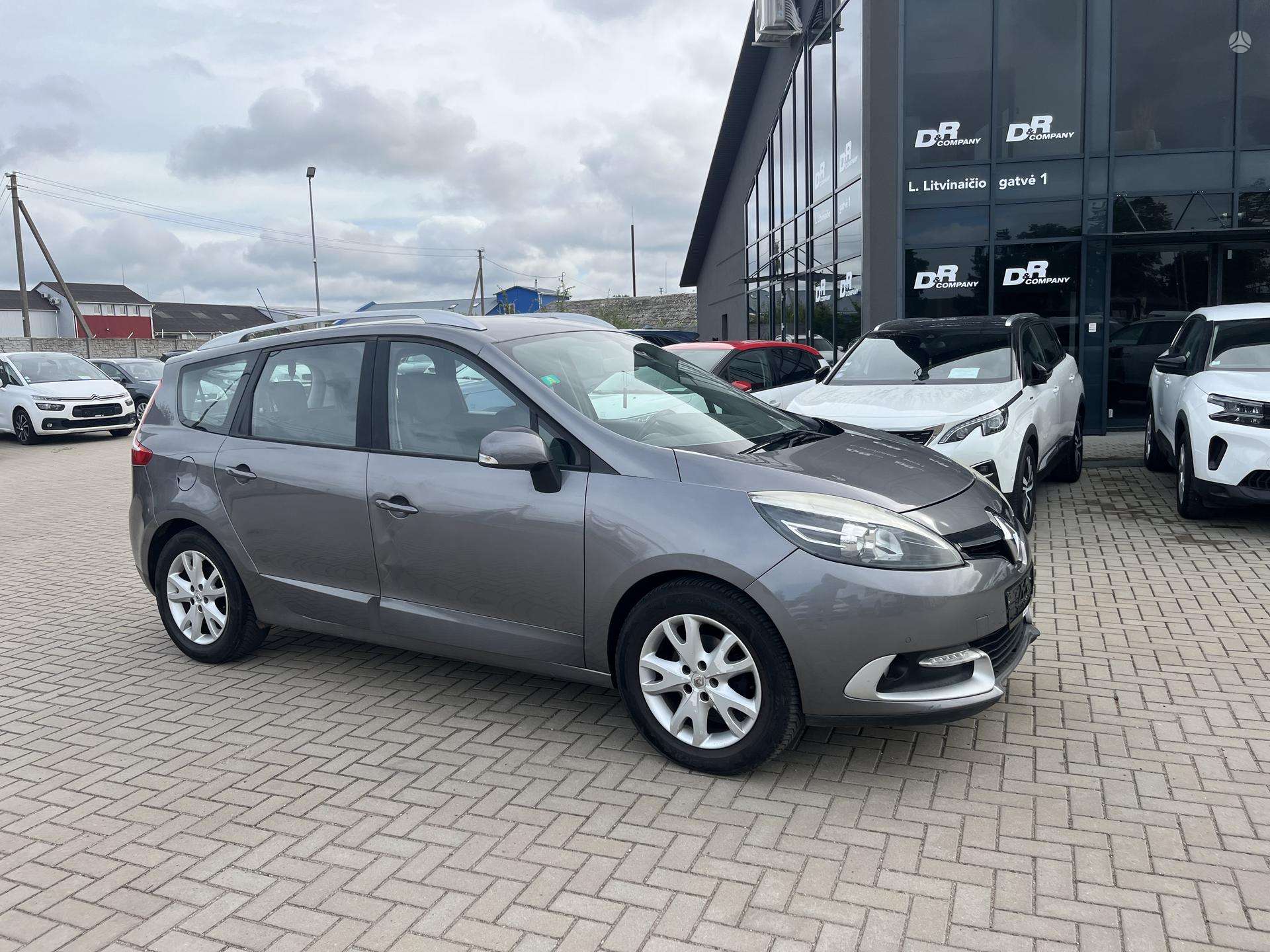 Renault Grand Scenic.