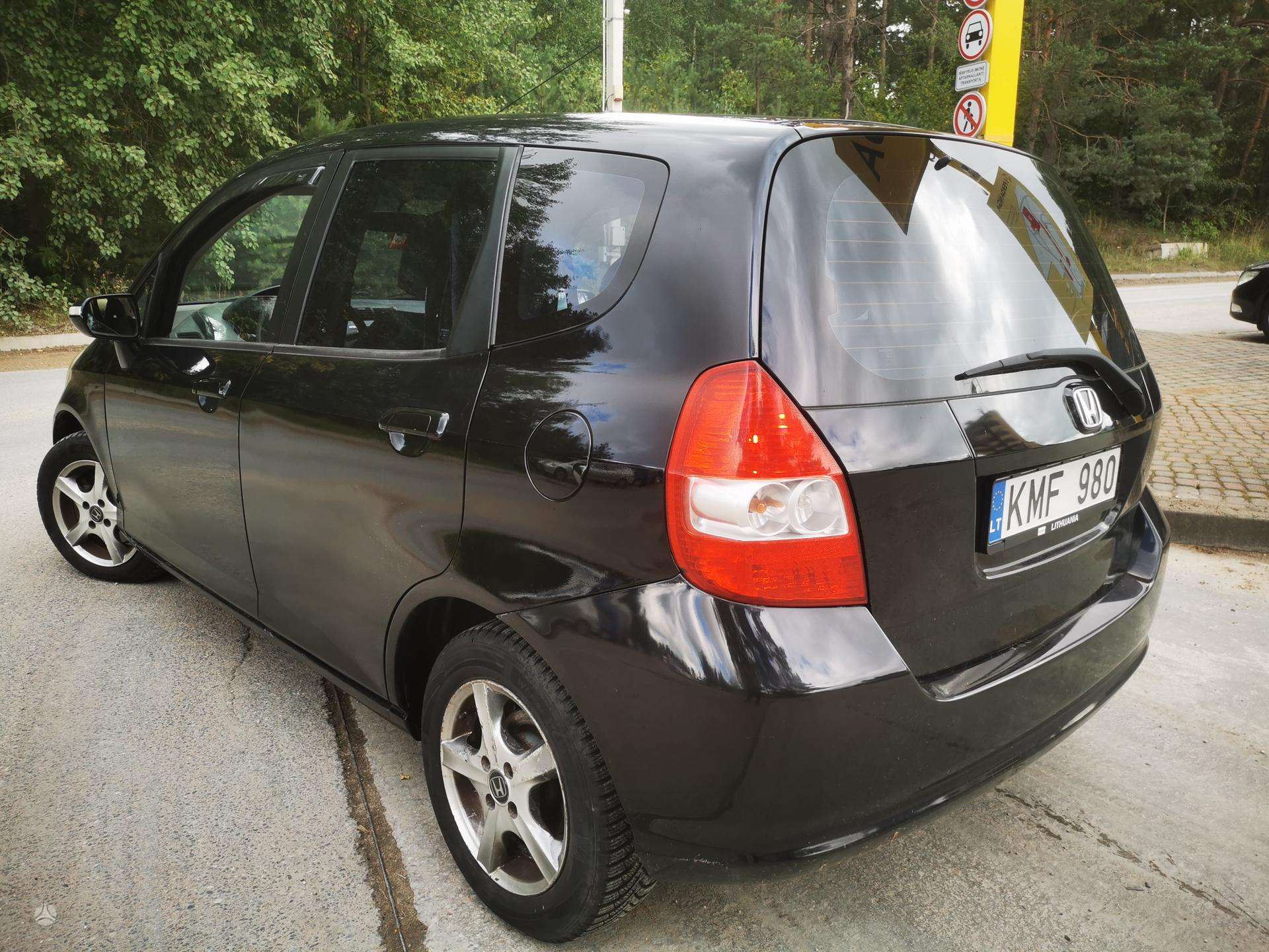 Honda Jazz.