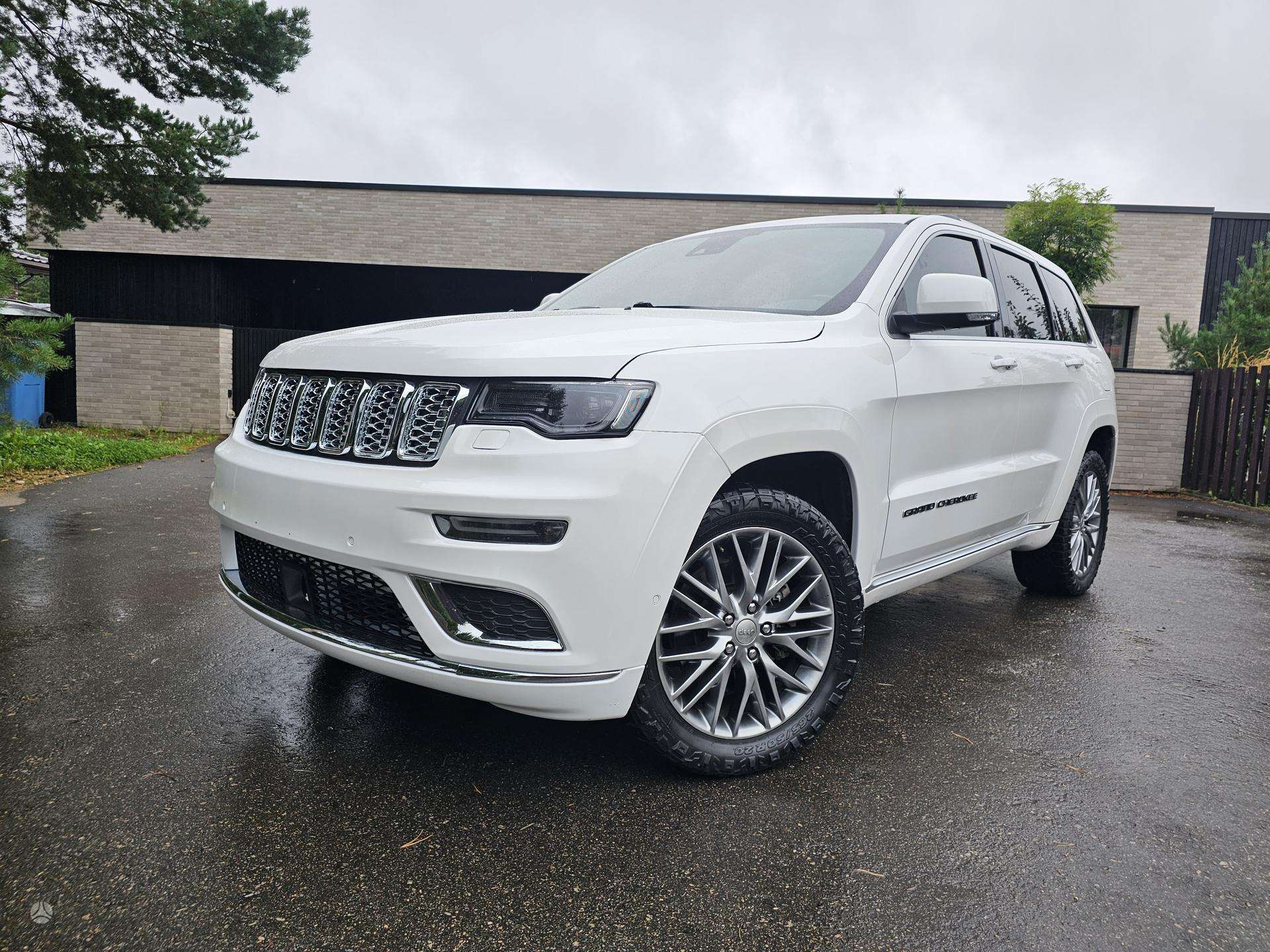 Jeep Grand Cherokee.