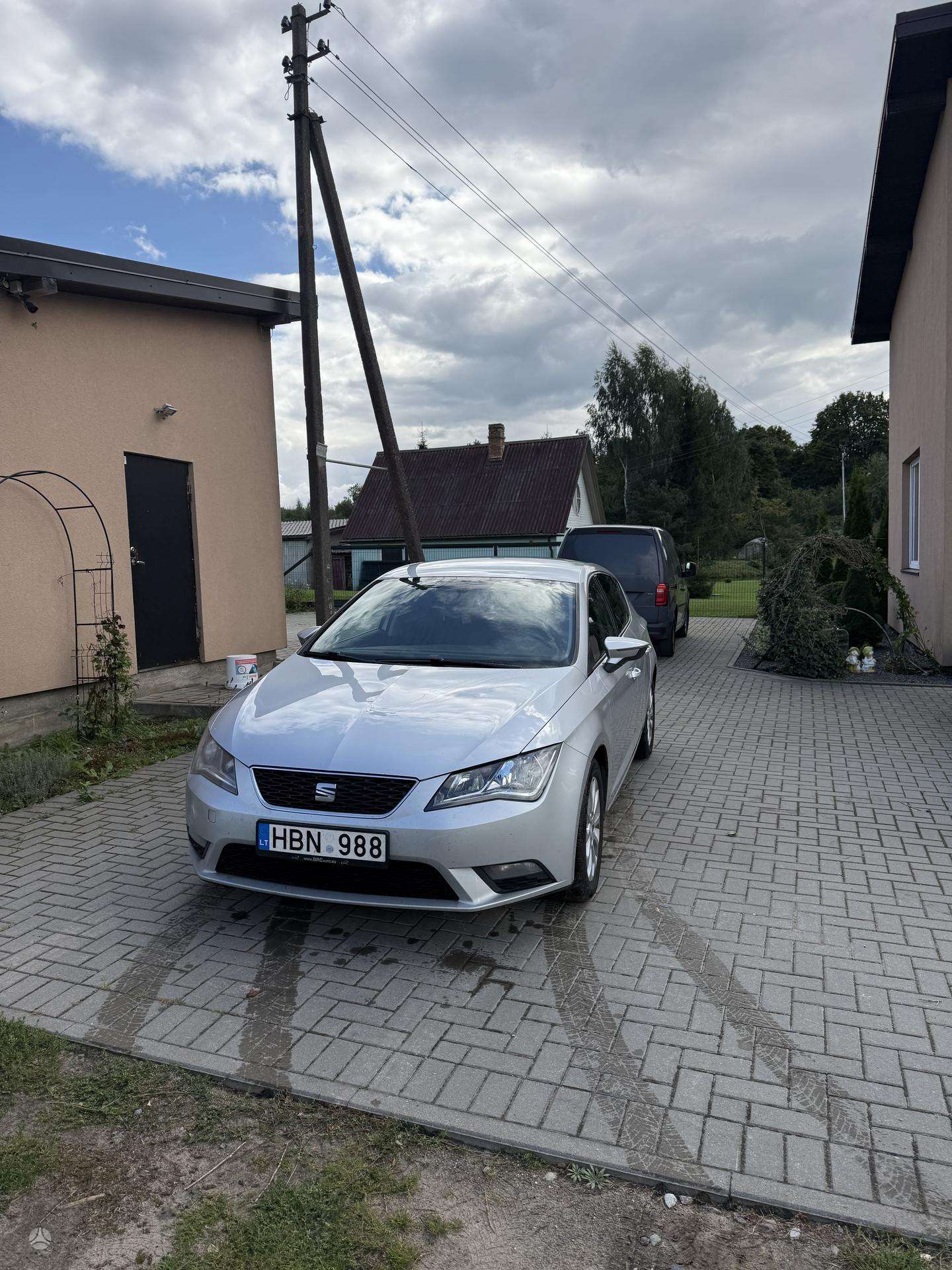 Seat Leon.