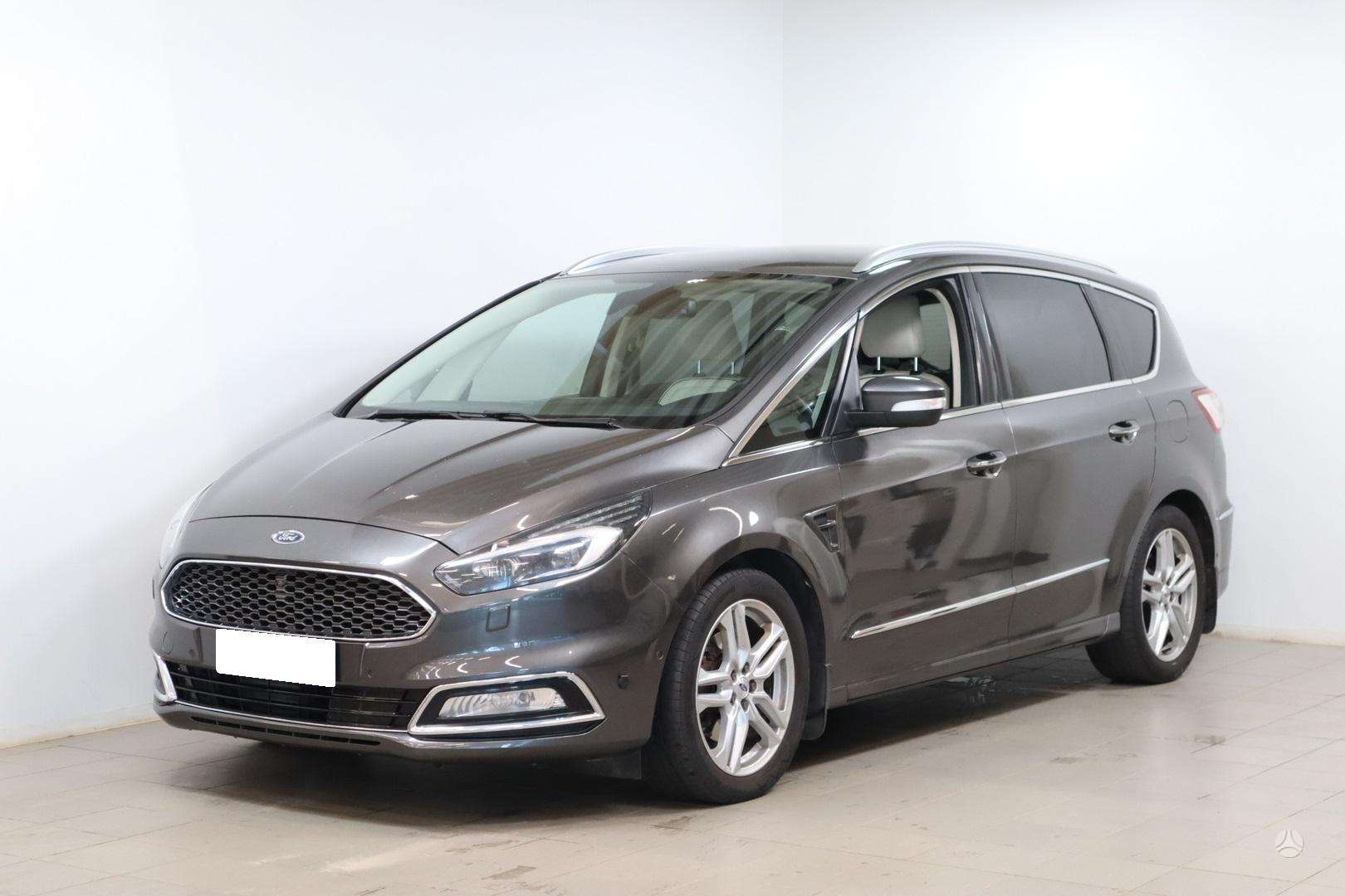 Ford S-MAX.