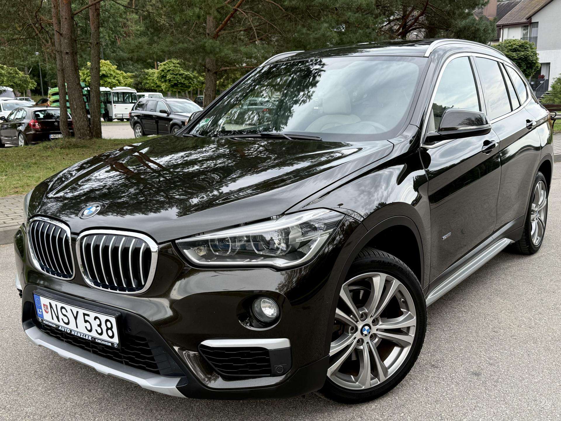 BMW X1