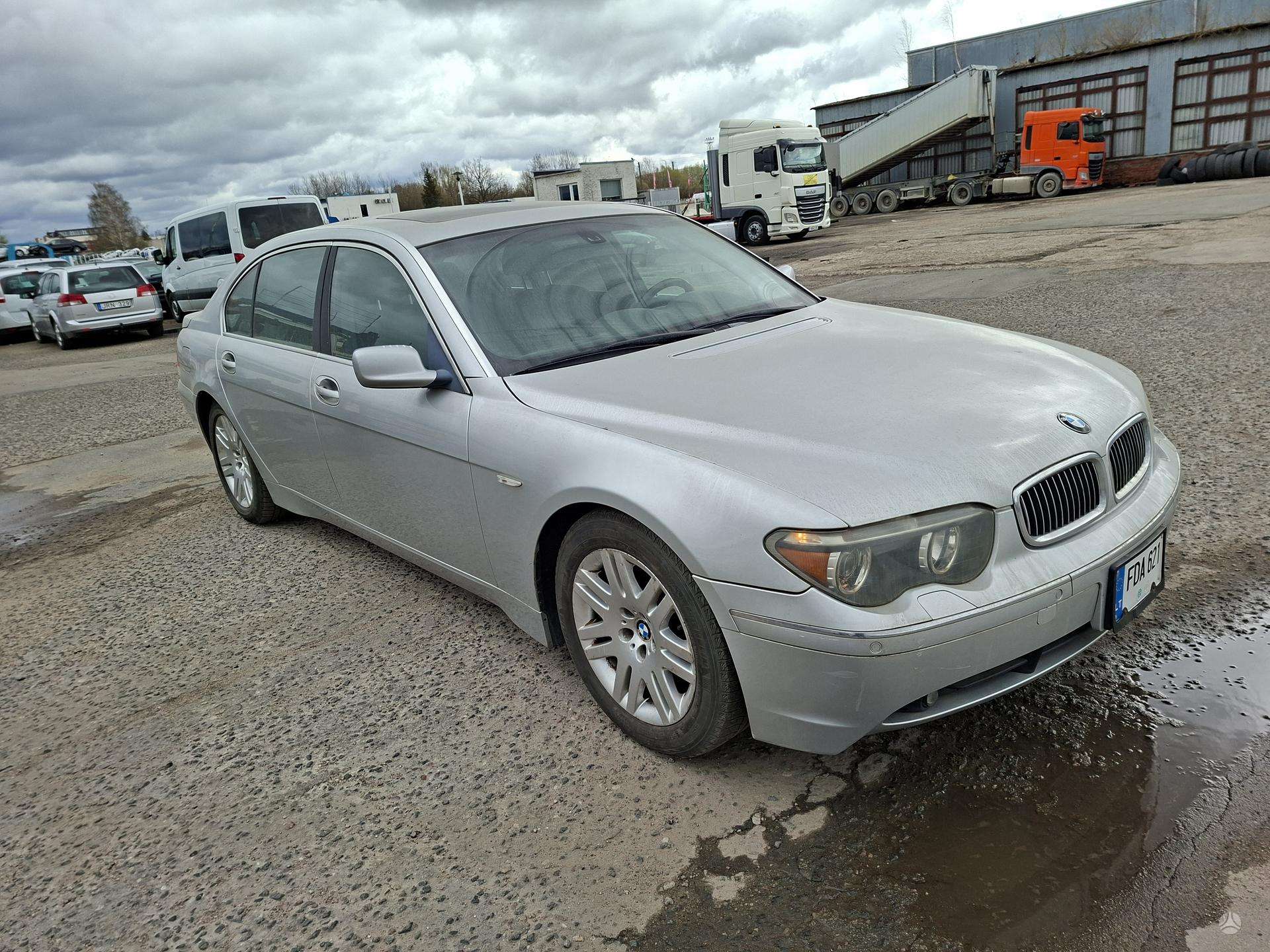 BMW 745