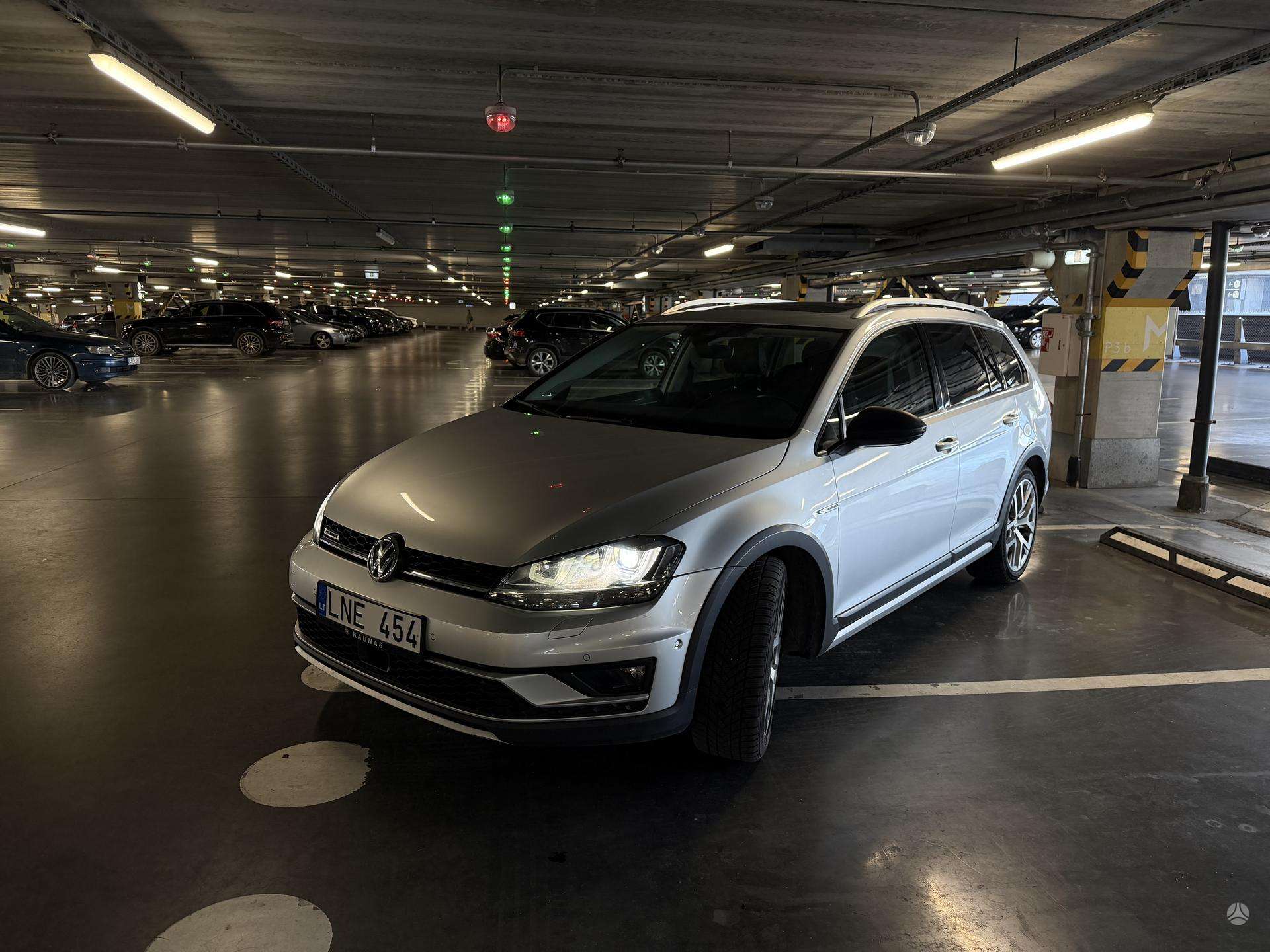 Volkswagen Golf Alltrack