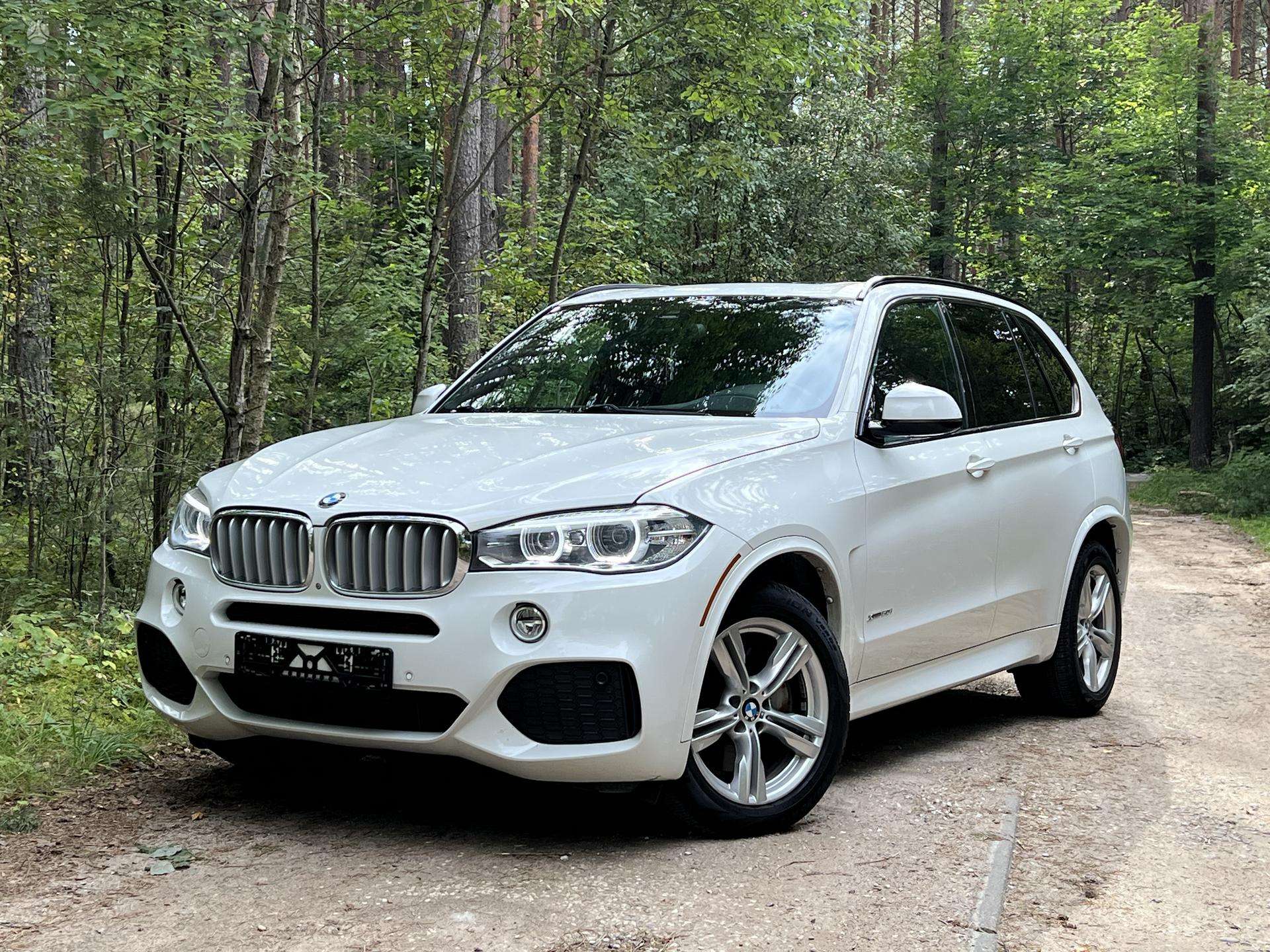 BMW X5.