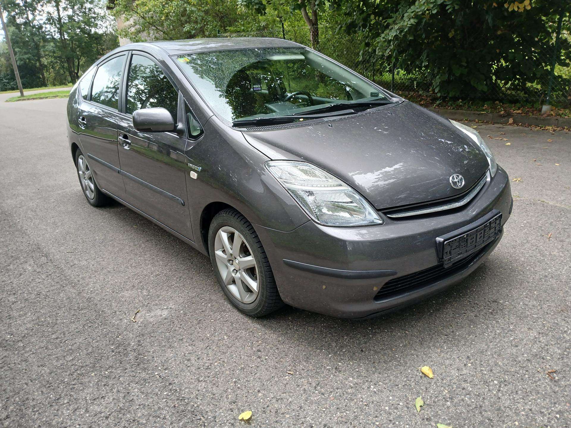 Toyota Prius.