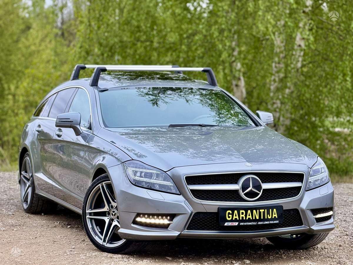 Mercedes-Benz CLS350.