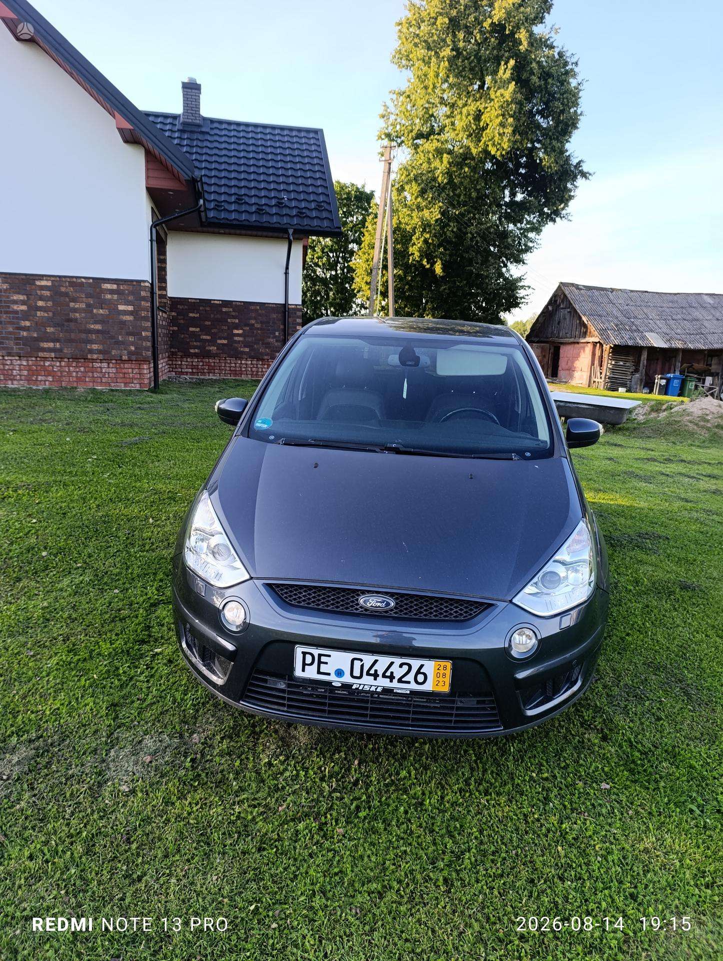 Ford S-MAX.