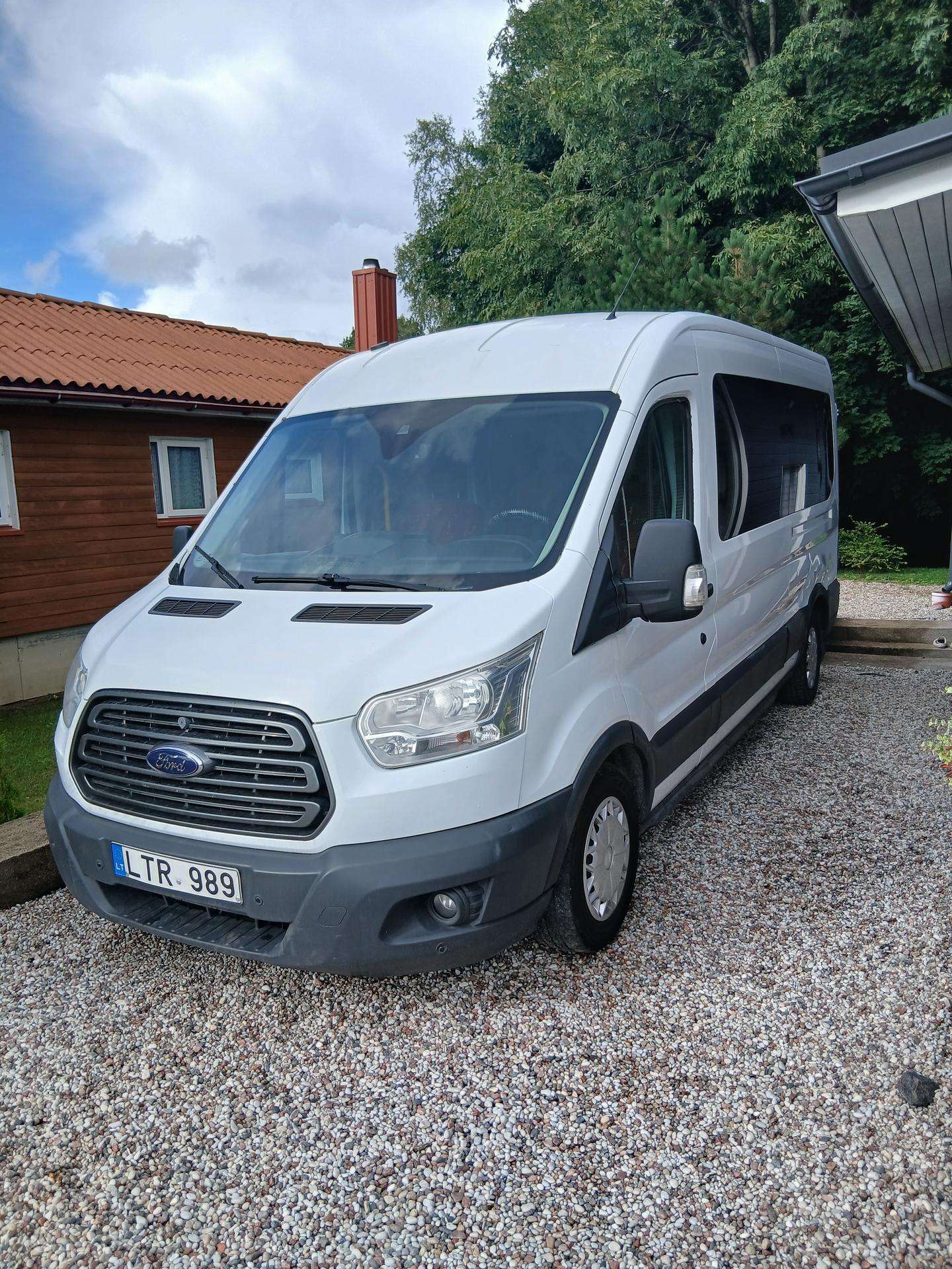 Ford Transit.