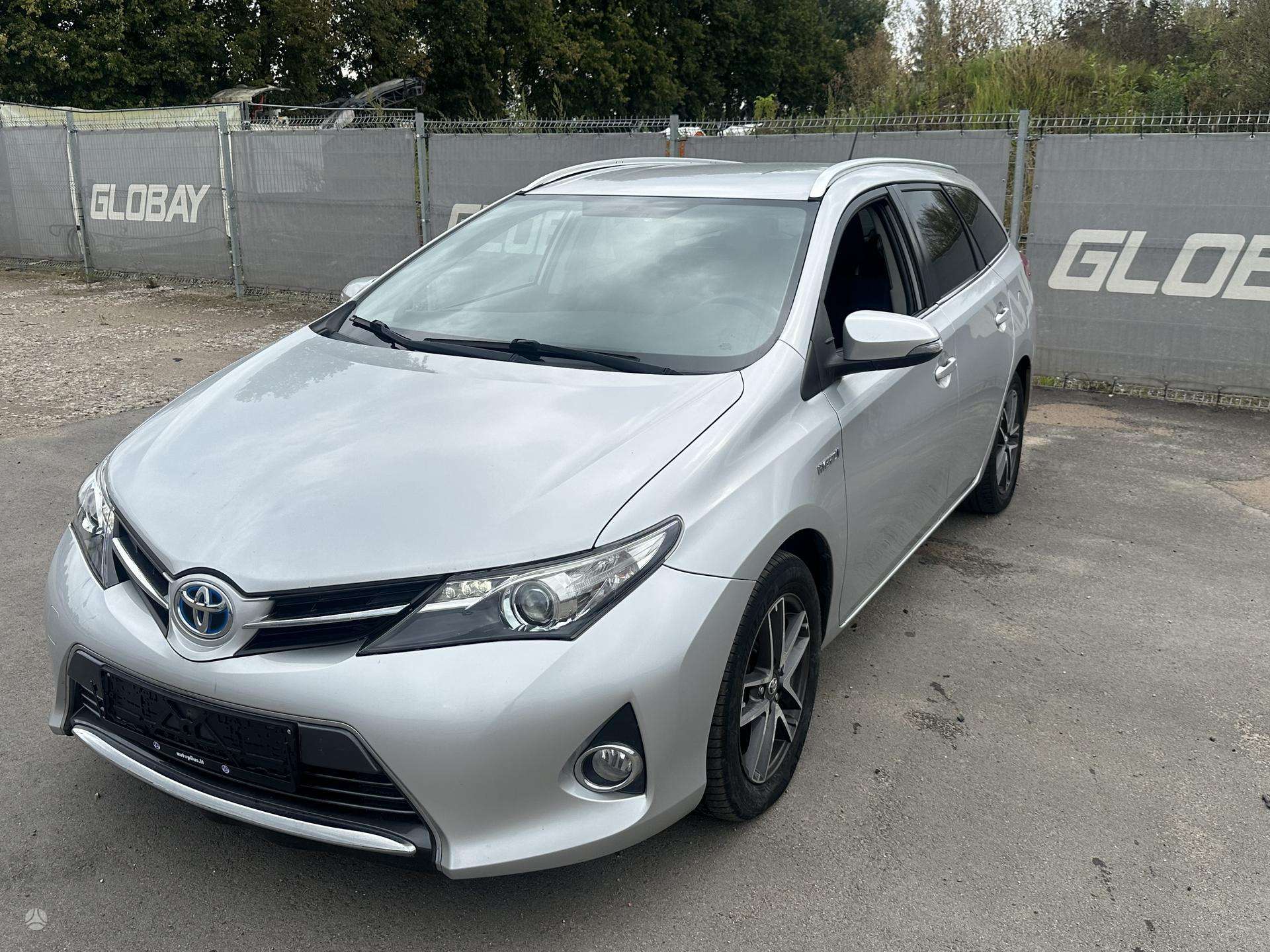 Toyota Auris.