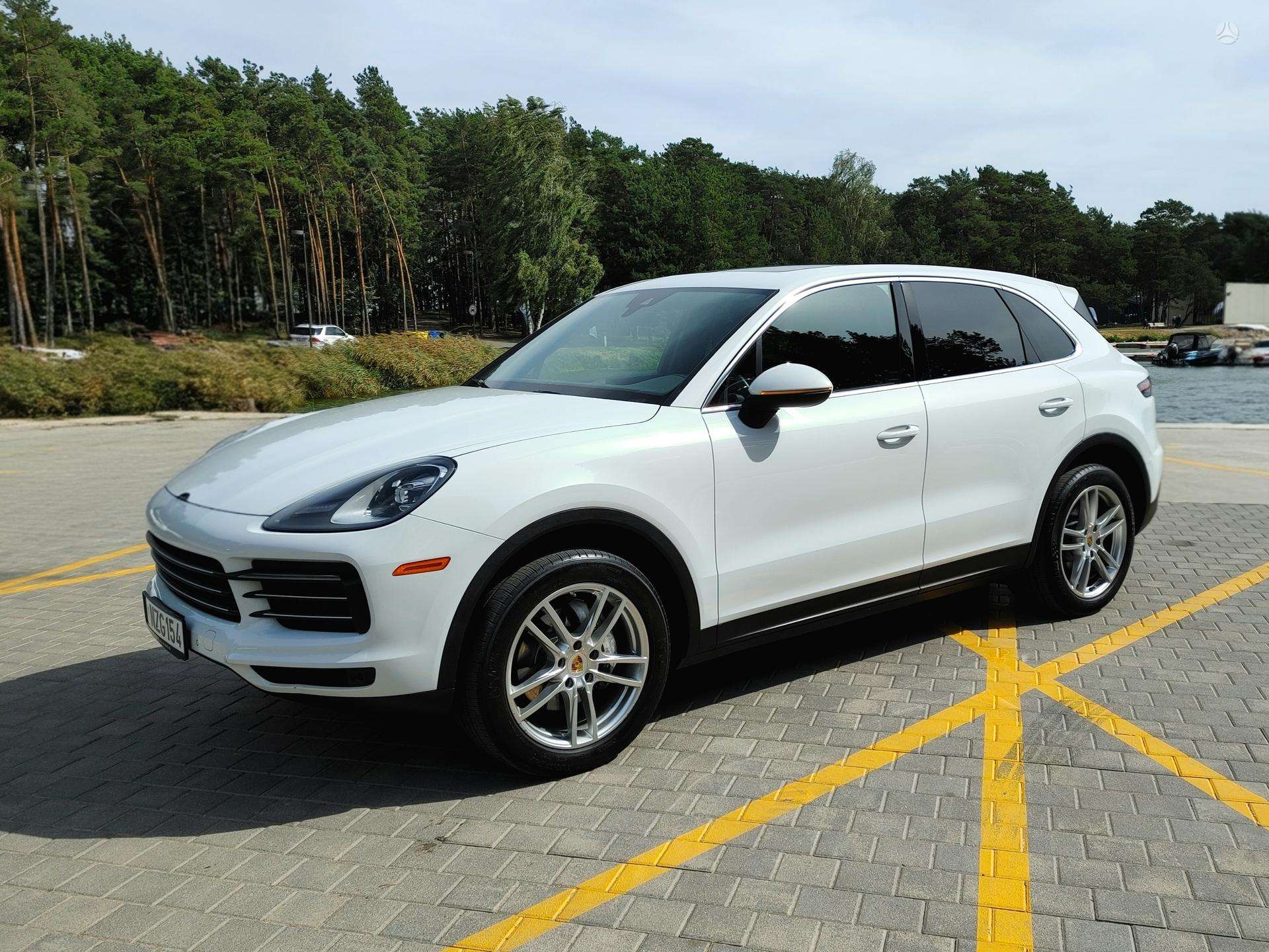 Porsche Cayenne.