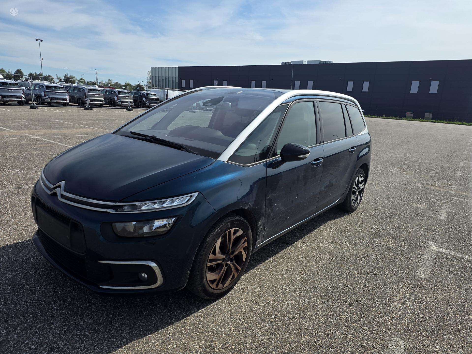 Citroen Grand C4 SpaceTourer.