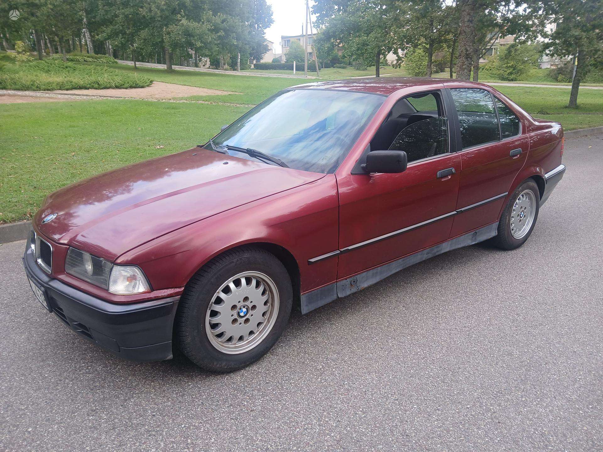 BMW 316.