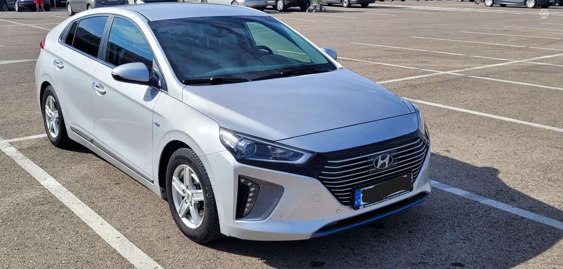 Hyundai IONIQ