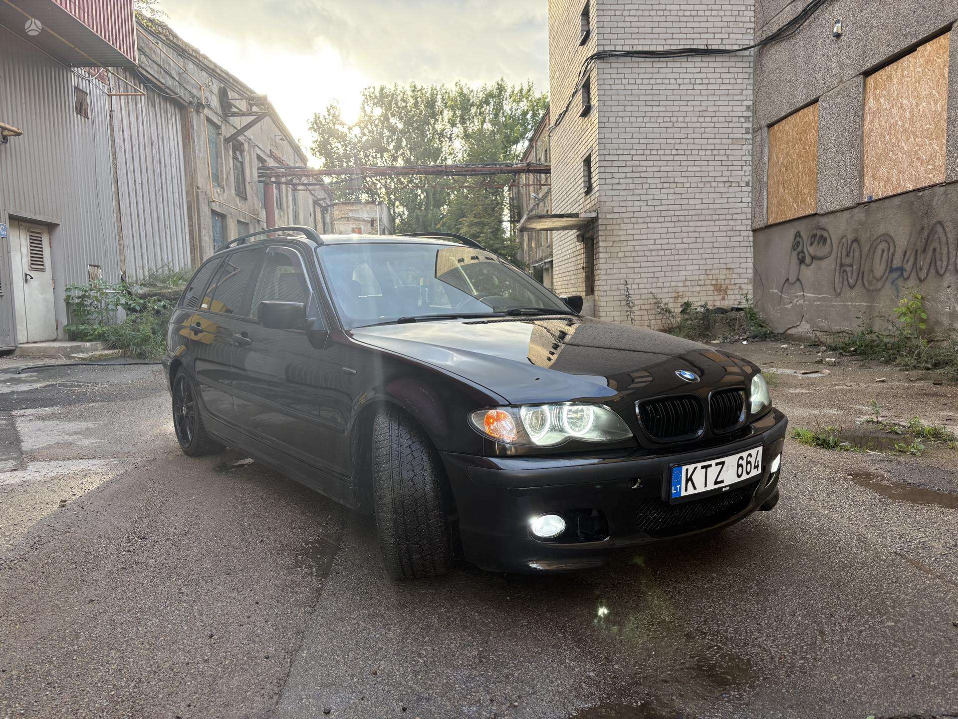 BMW 320