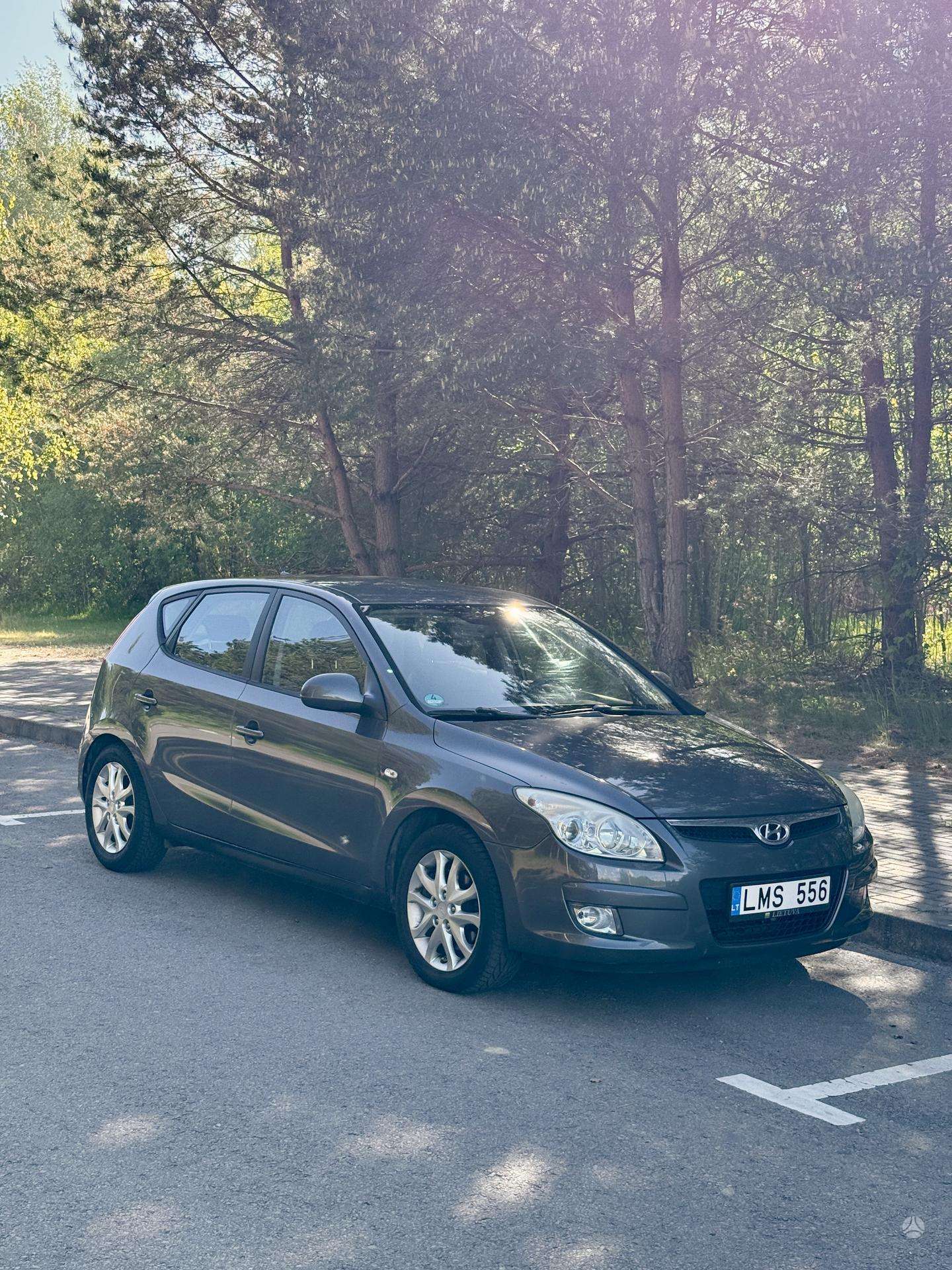 Hyundai i30.