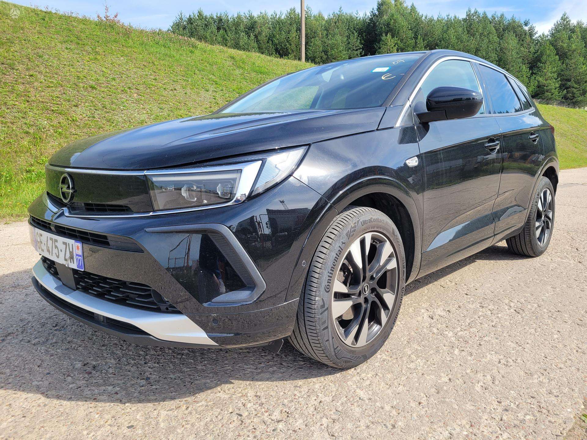 Opel Grandland.