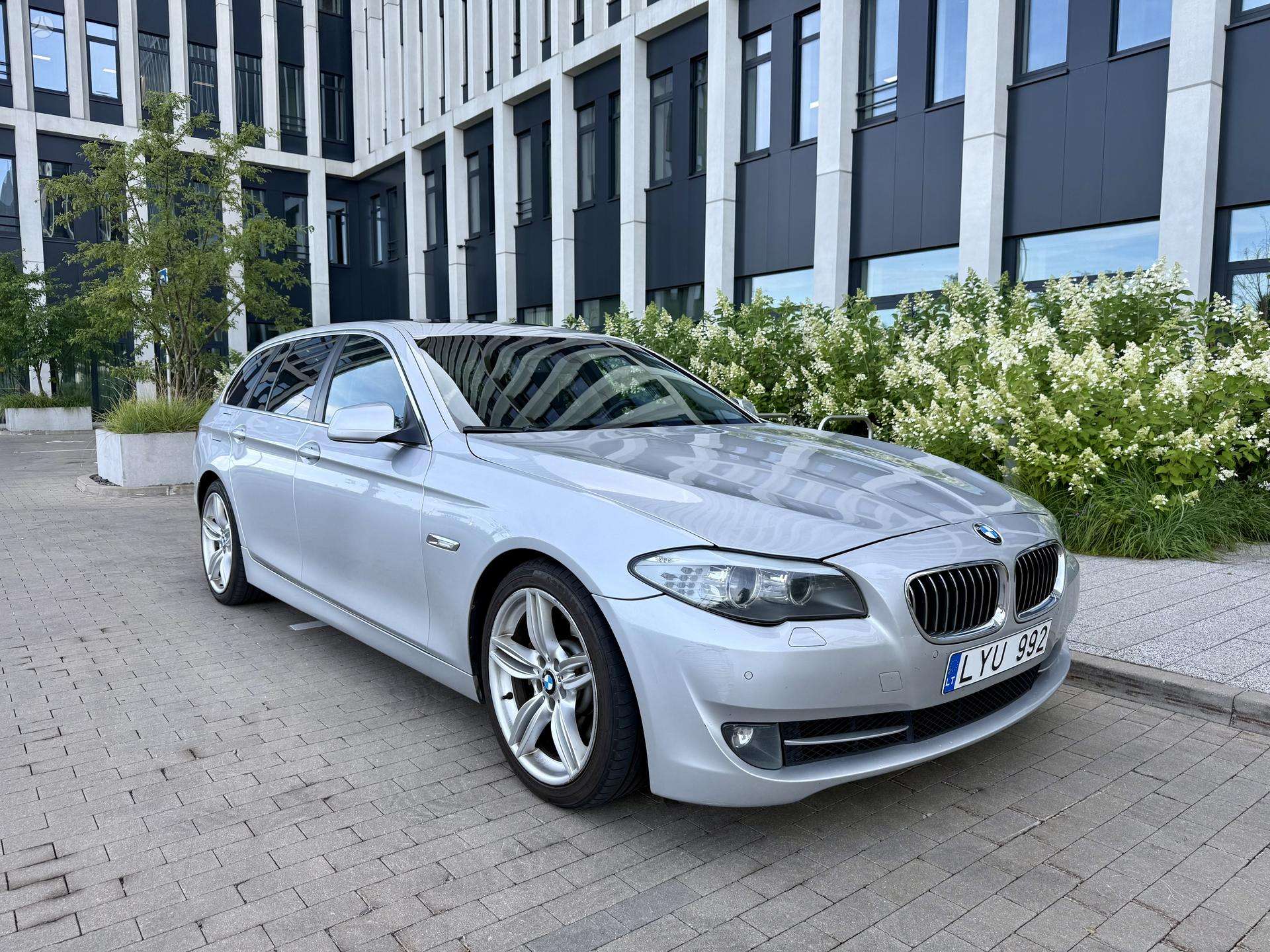 BMW 525