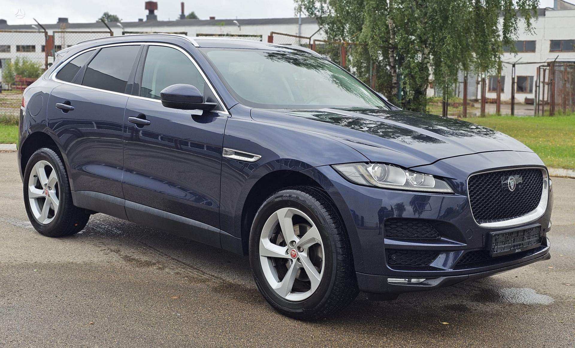 Jaguar F-Pace