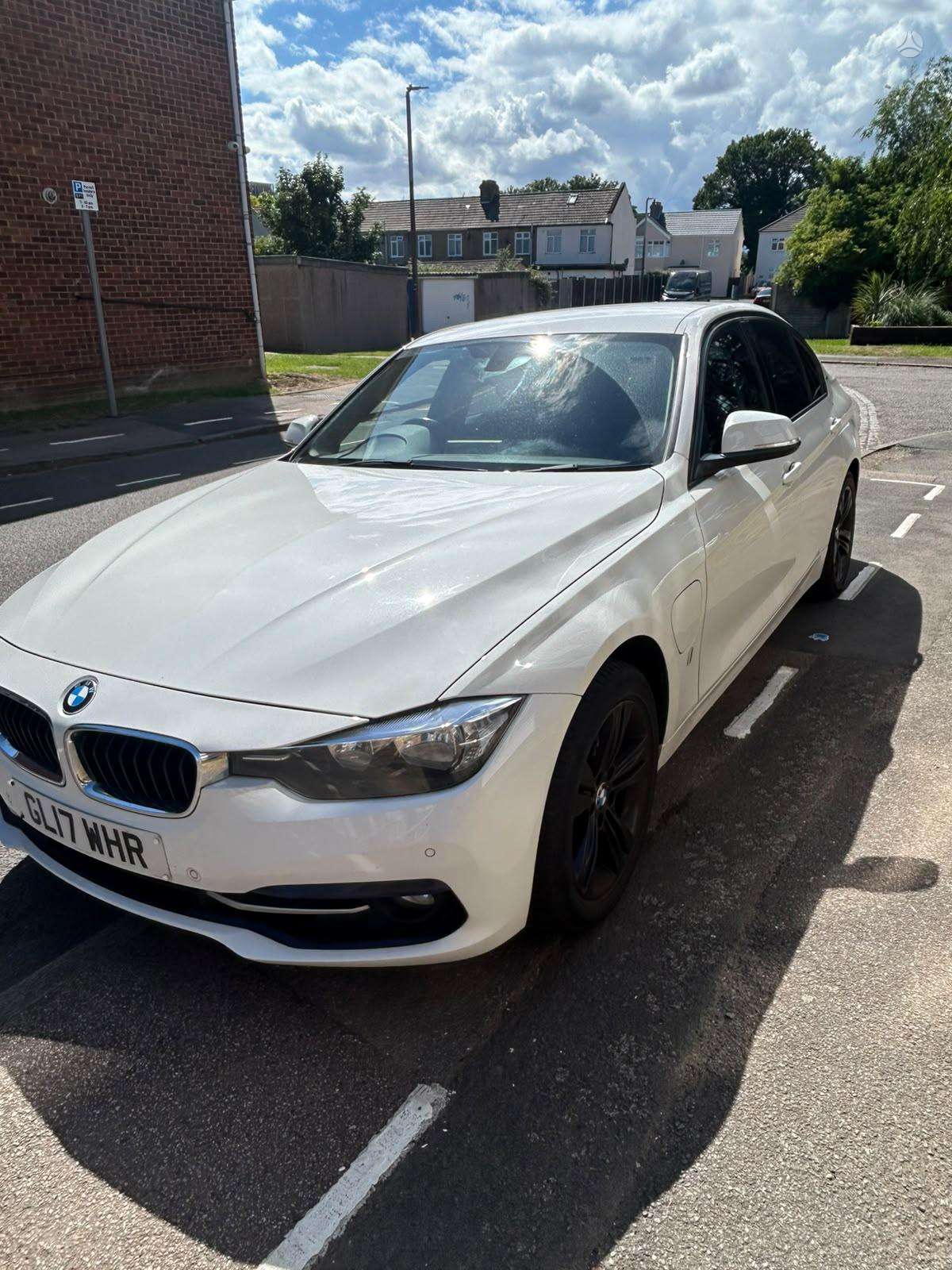 BMW 330