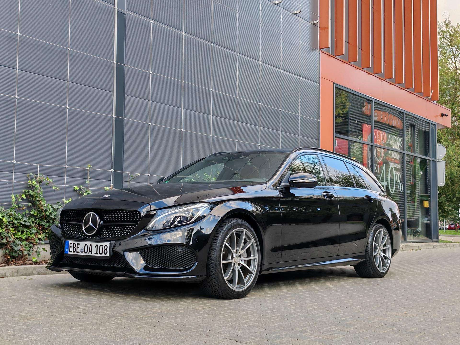 Mercedes-Benz C300