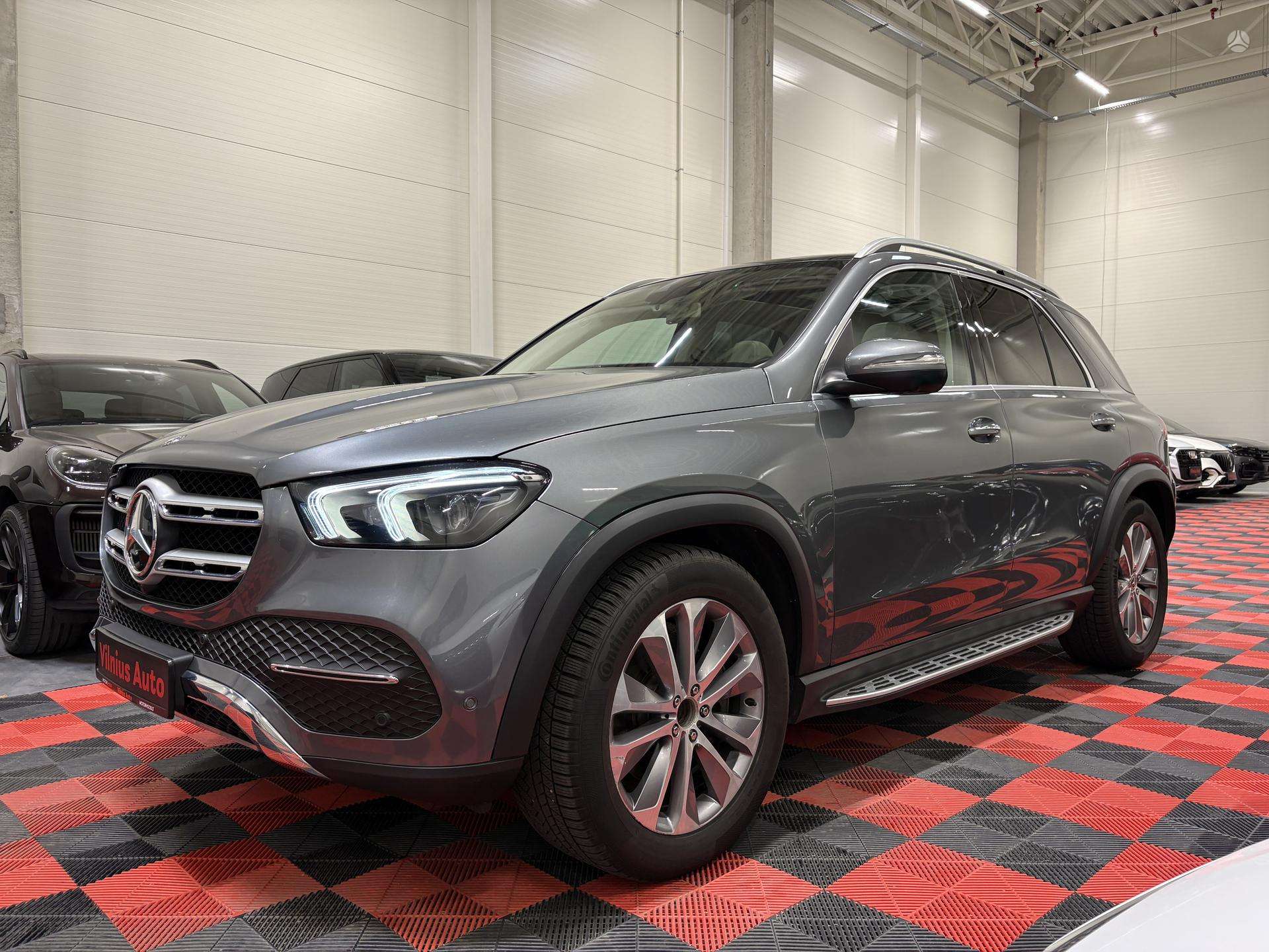 Mercedes-Benz GLE350.