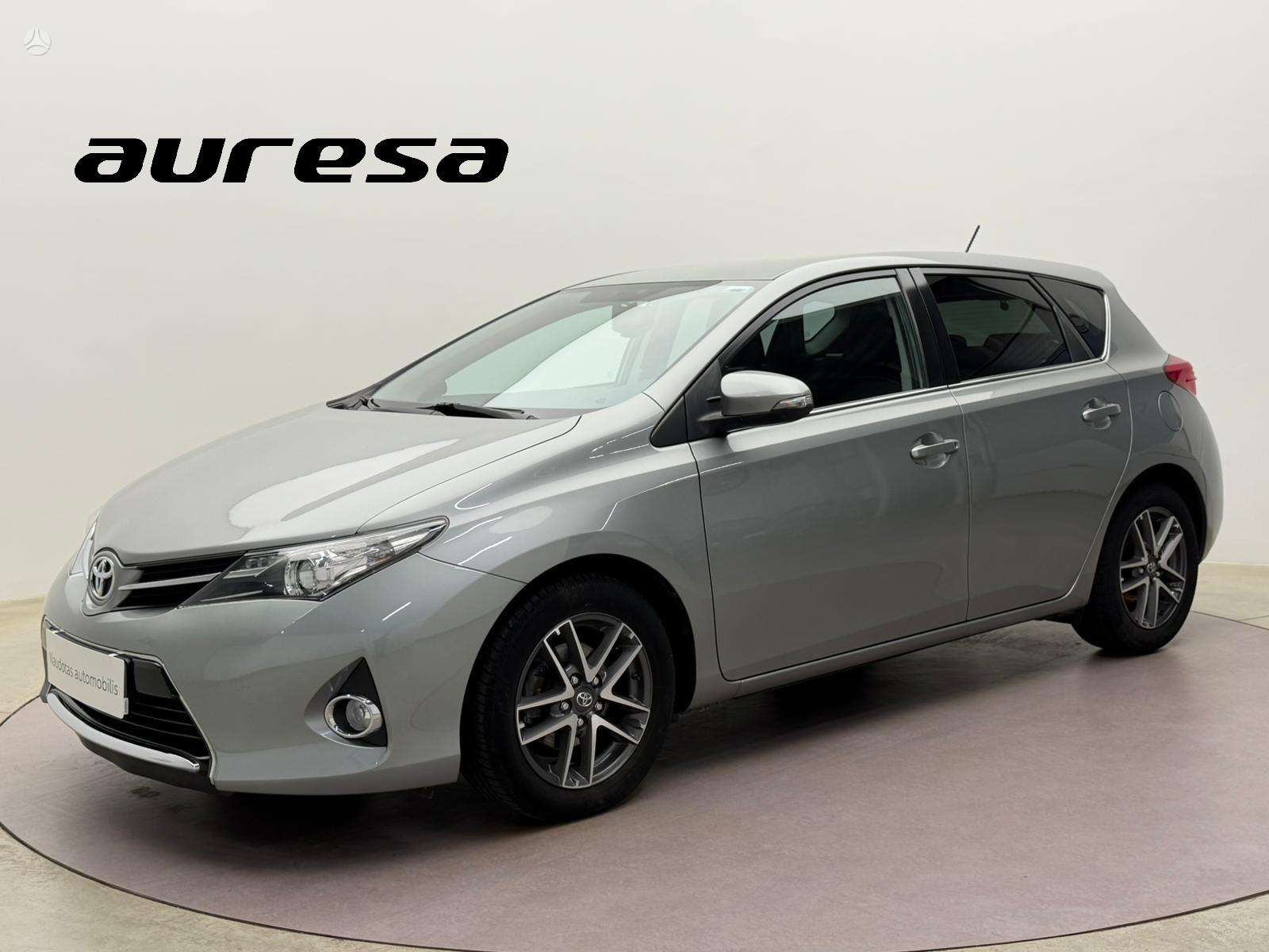 Toyota Auris.