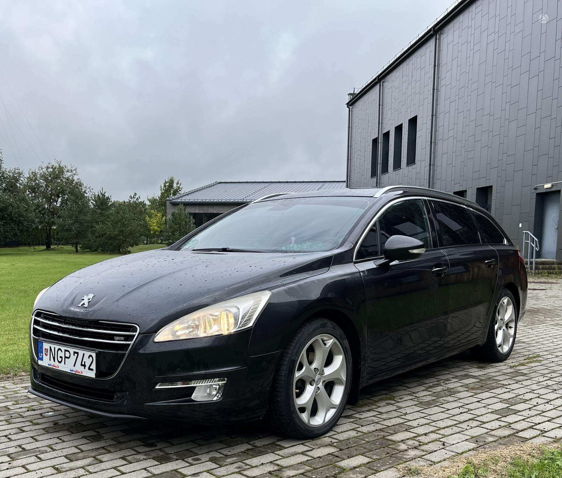 Peugeot 508.